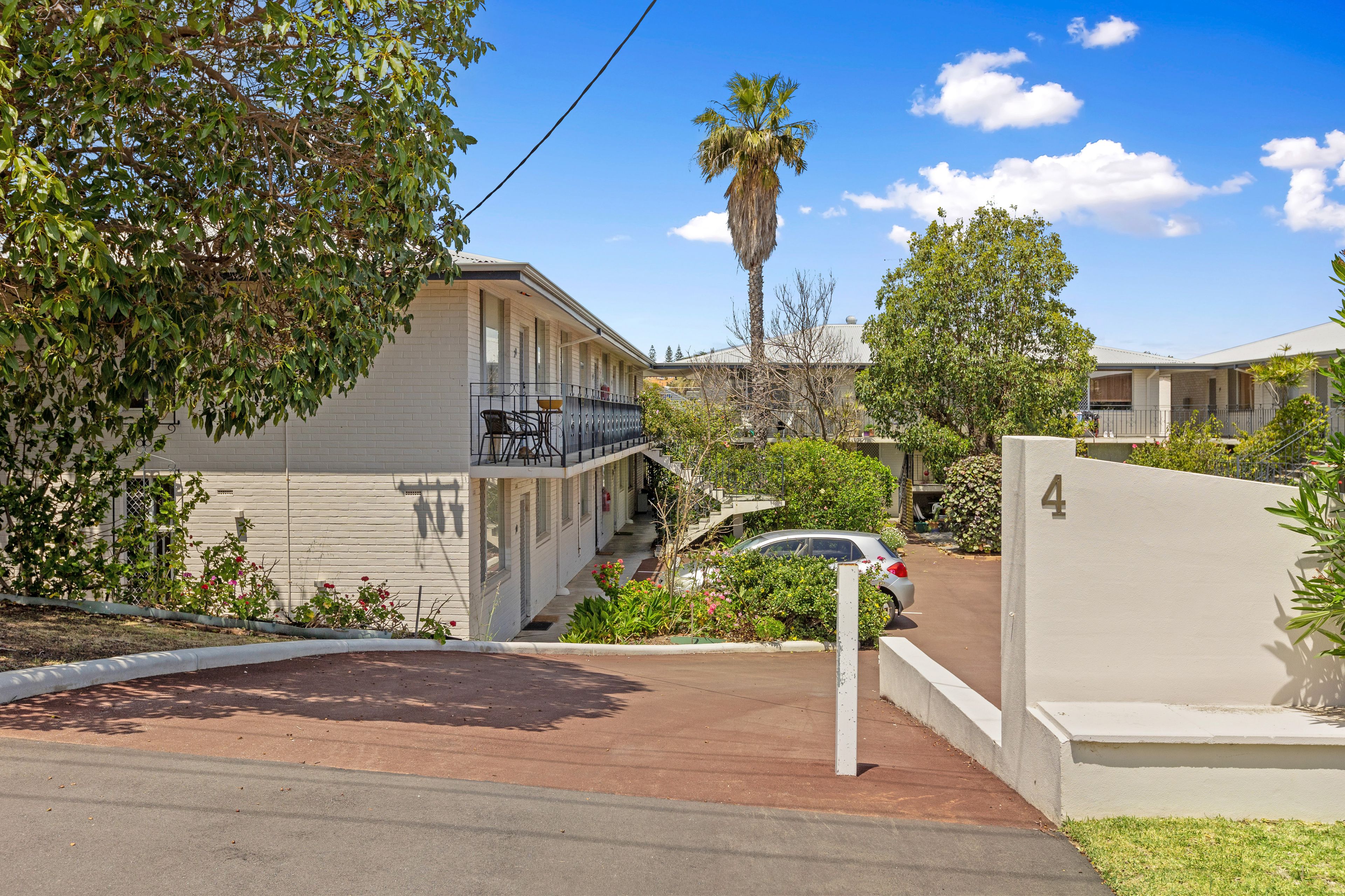 17/4 Murray Avenue, Mosman Park, WA 6012