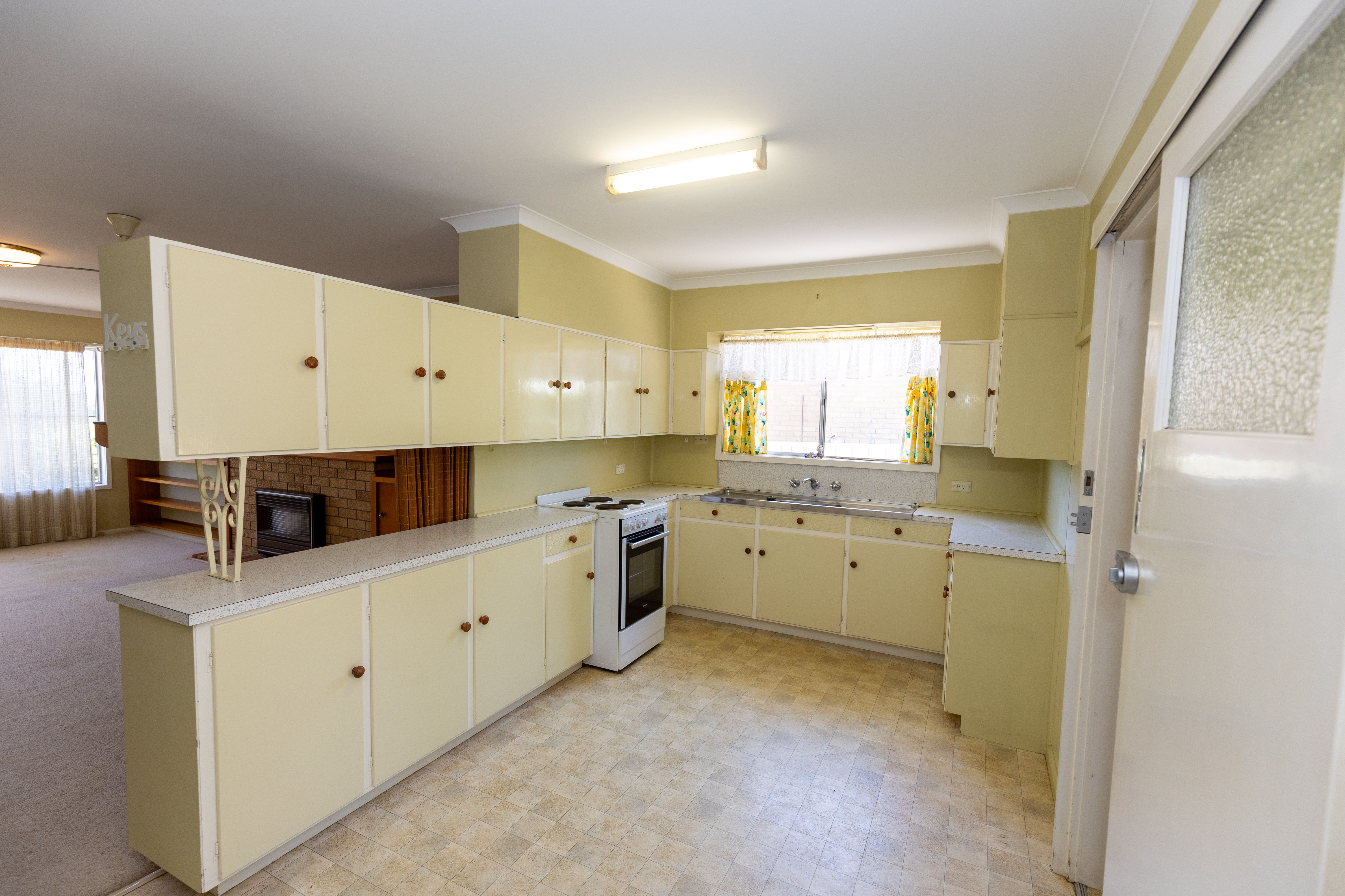 95 Prince Terrace, Inverell, NSW 2360