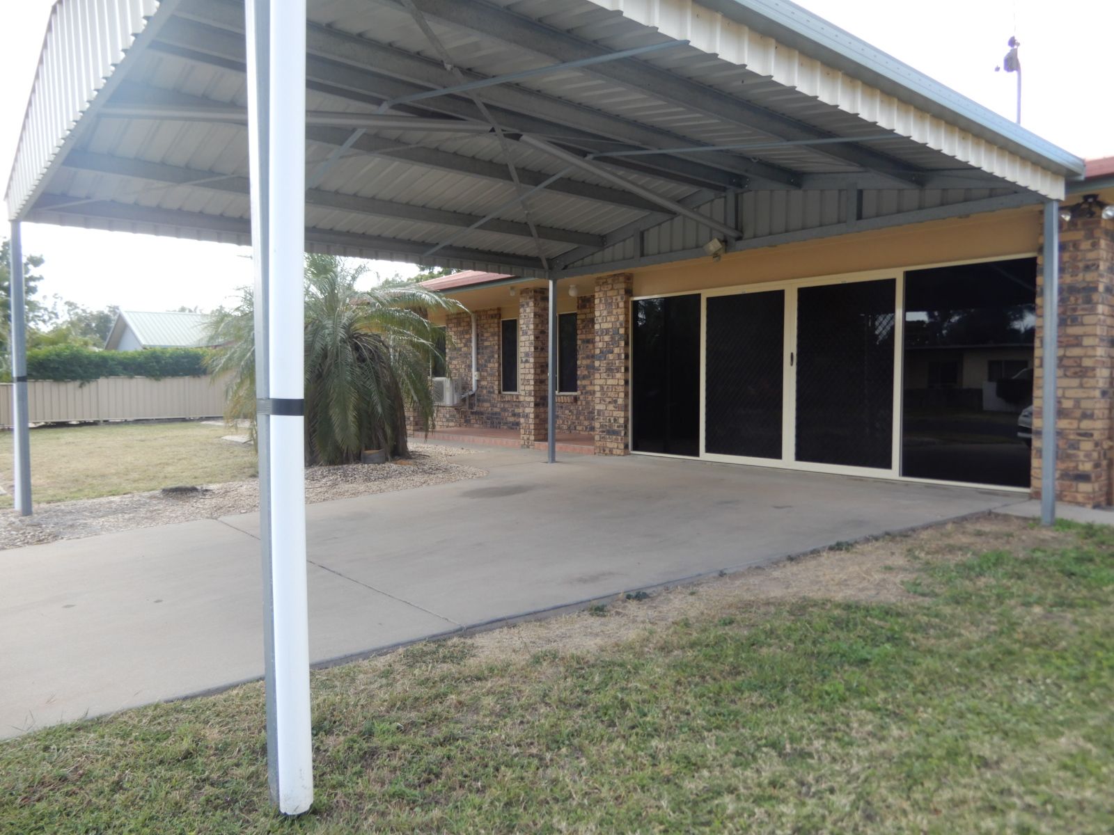 5 Clark Drive, Emerald, QLD 4720