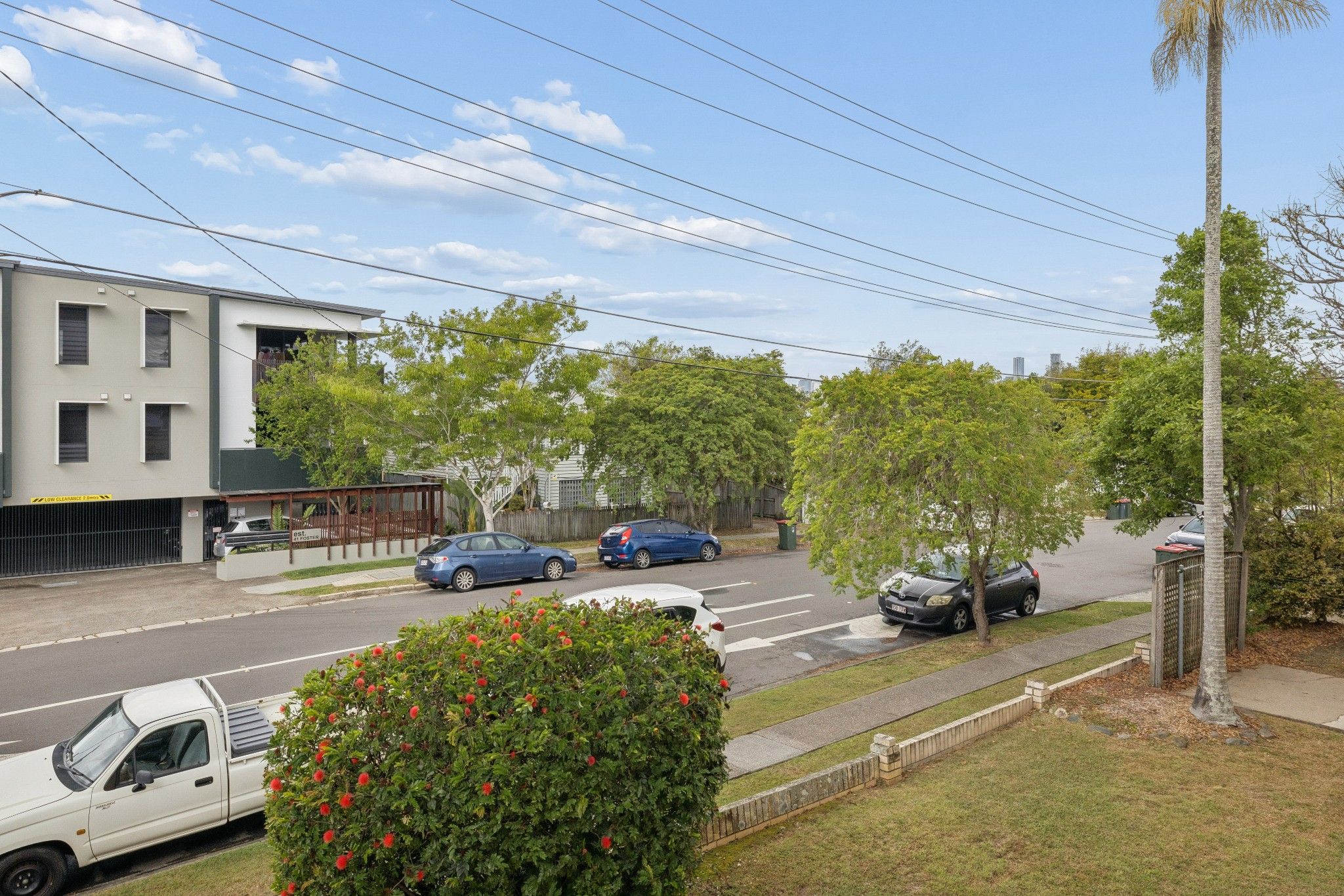 1/21 Edmondstone Street — photo 6 of 18