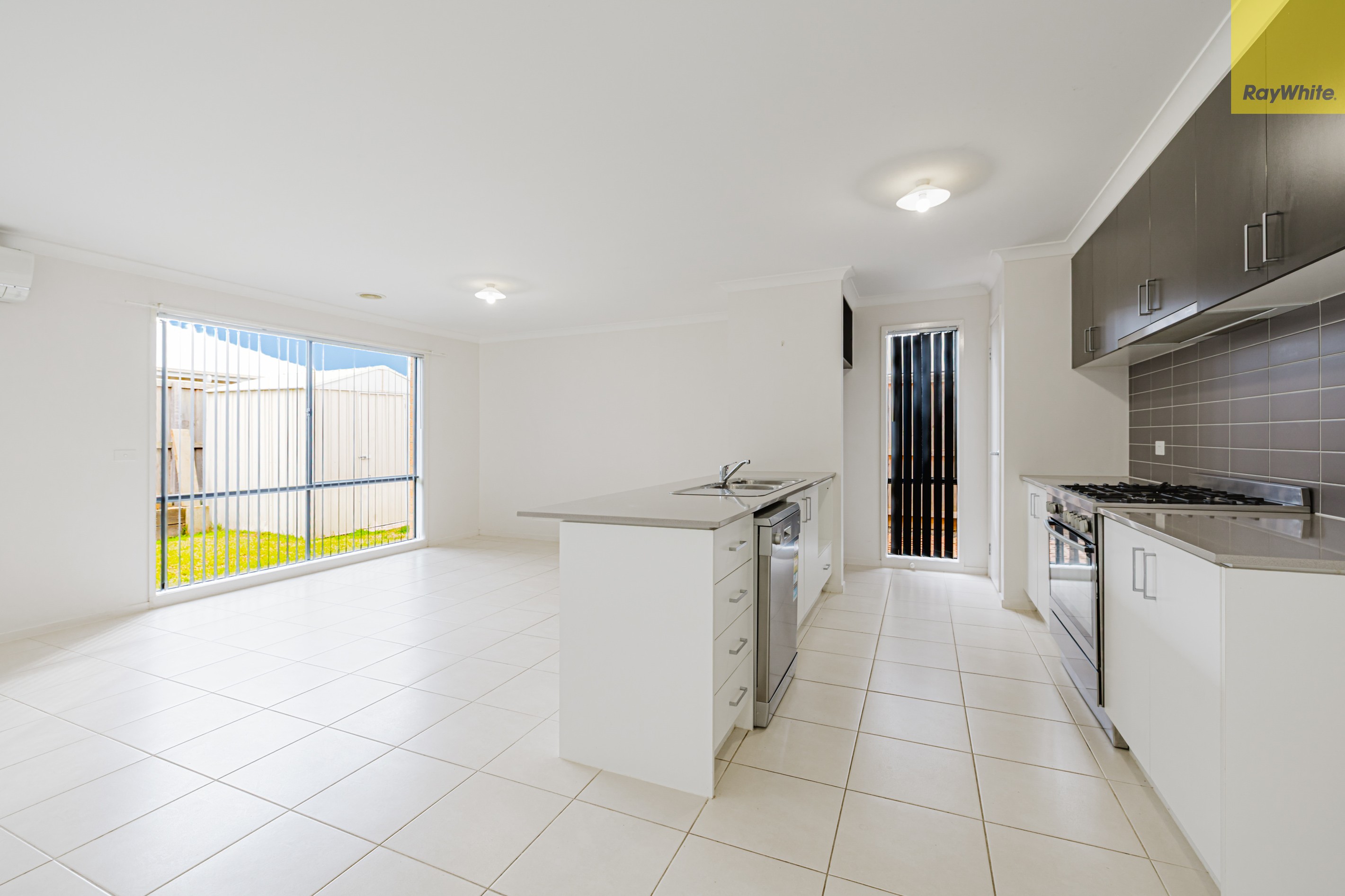 11 Porter Avenue, Maddingley, VIC 3340