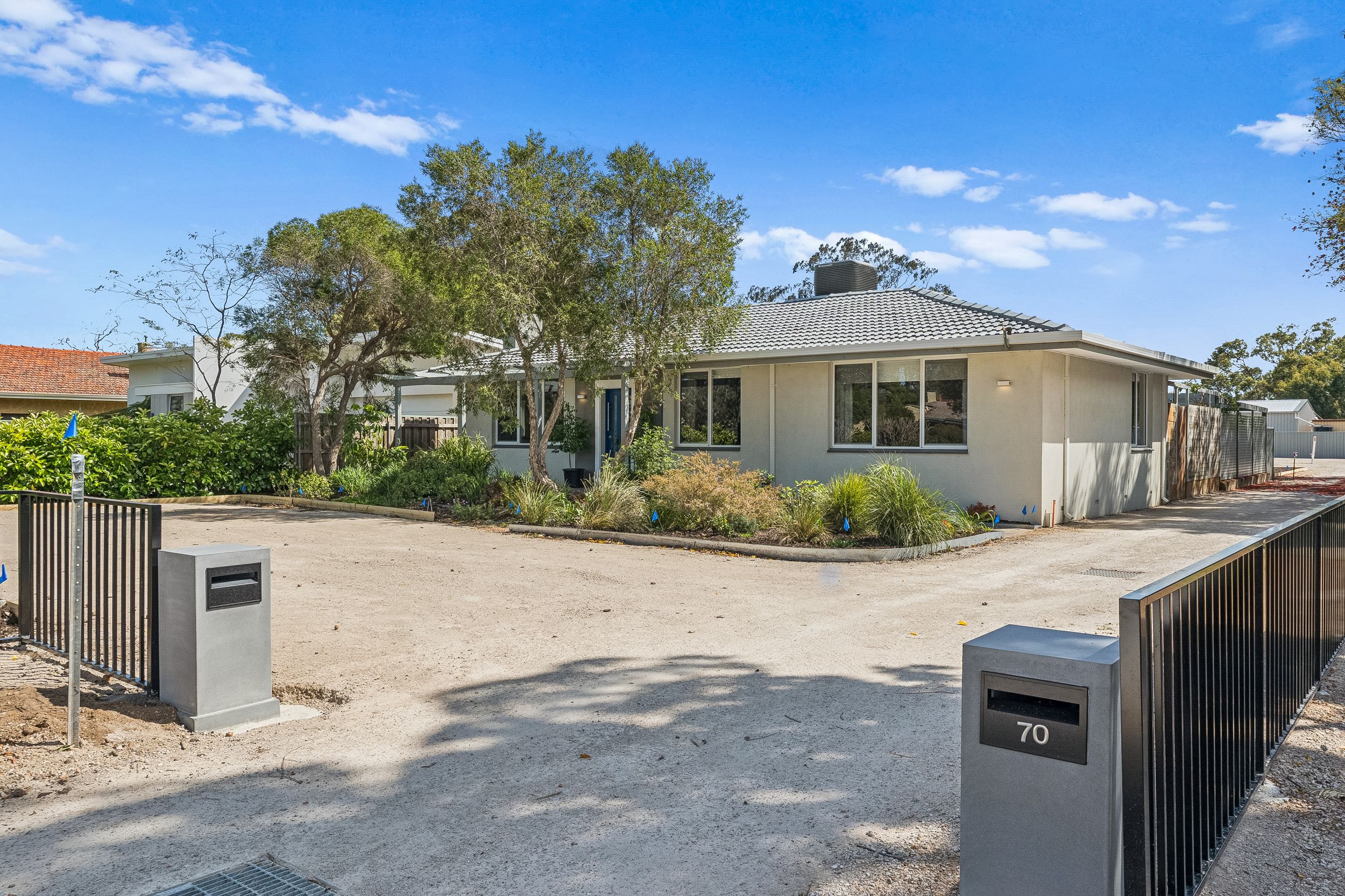70 Heath Road — photo 4 of 30