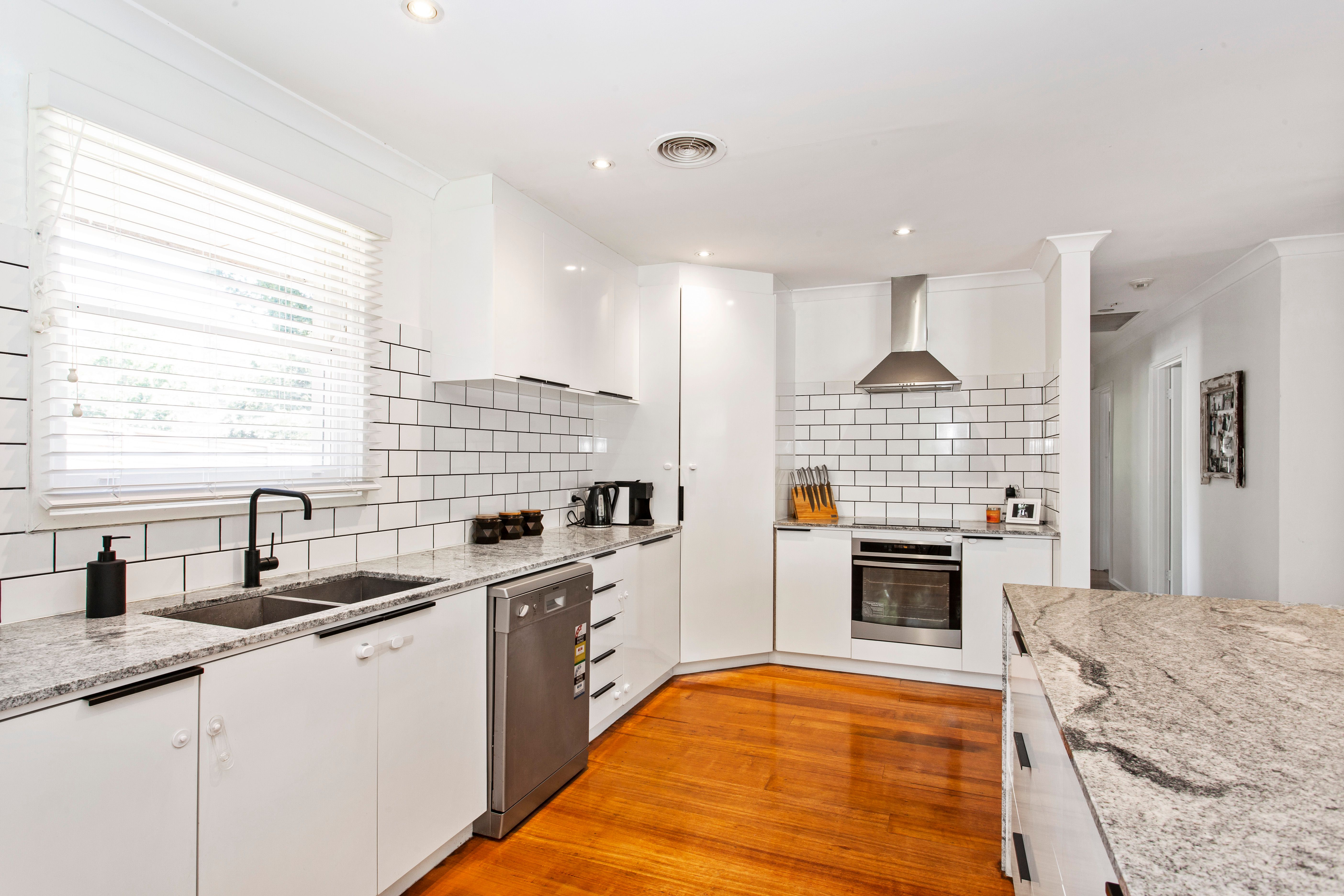 27 Talaskia Road, Upper Ferntree Gully, VIC 3156