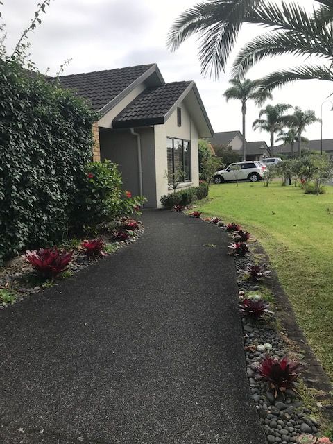 2 Millisles, Botany,