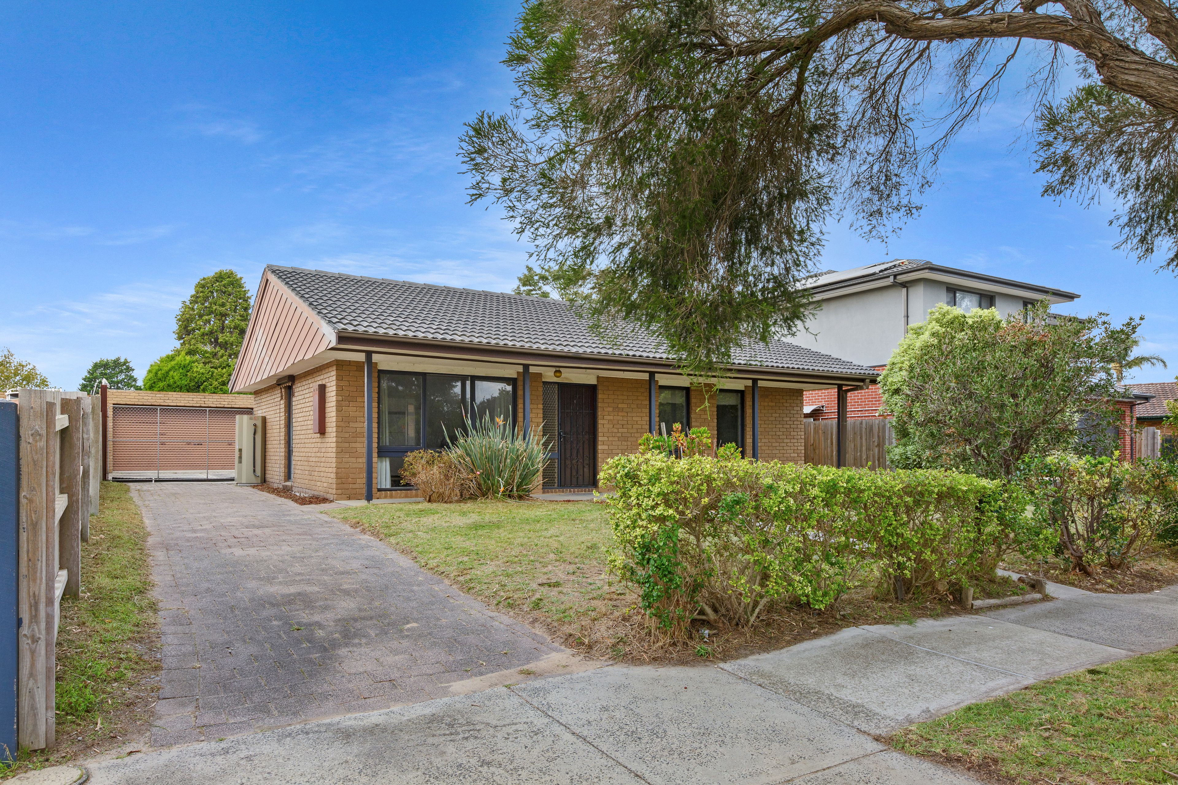 6 Shearwater Drive, Carrum Downs VIC 3201