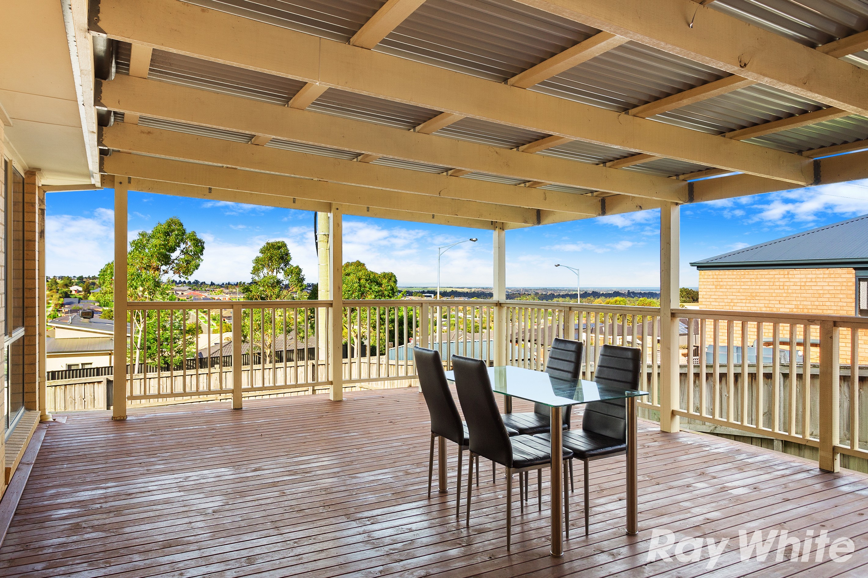 49 Silver Gum Drive, Pakenham, VIC 3810