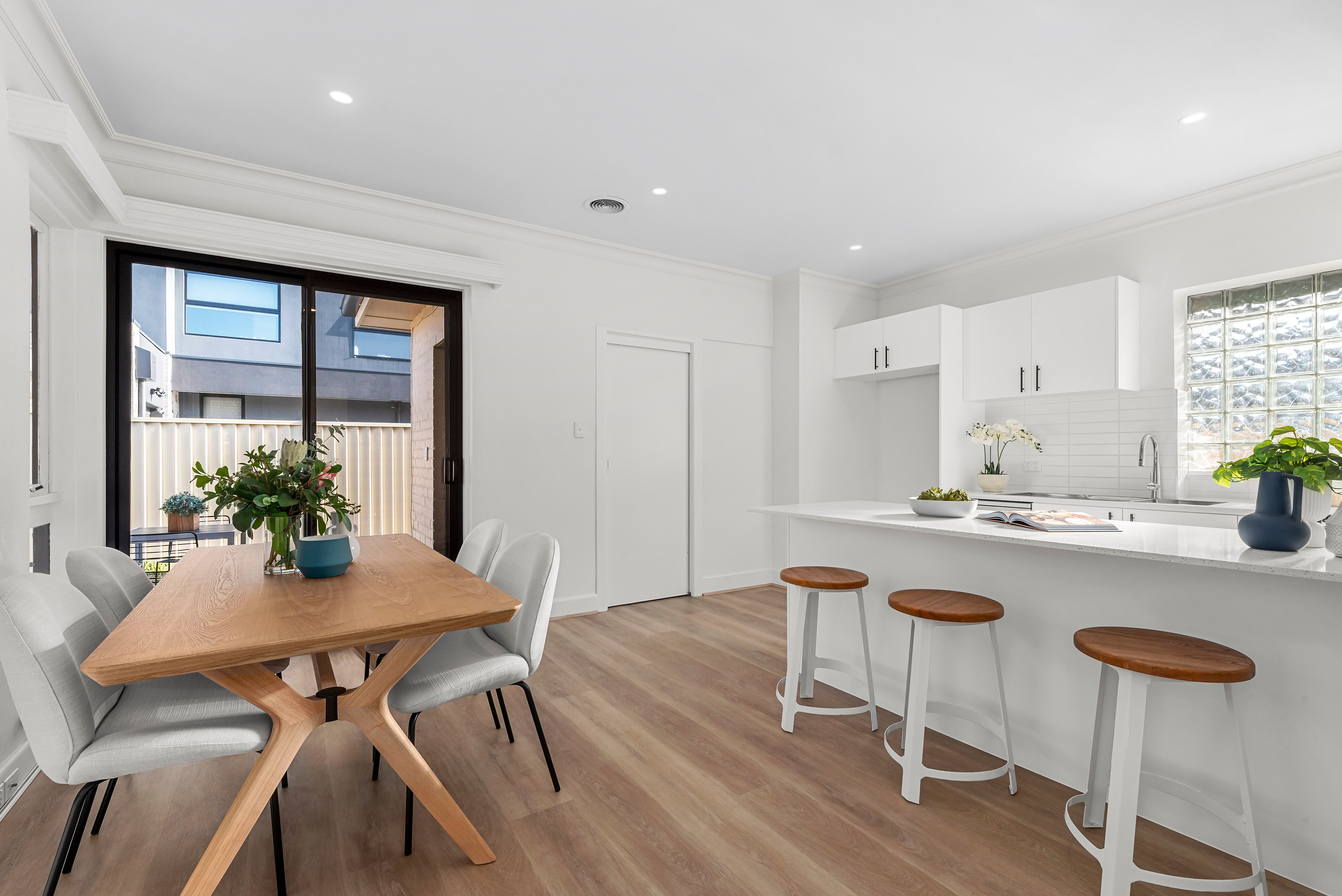 28 Moorookyle Avenue, Hughesdale, VIC 3166