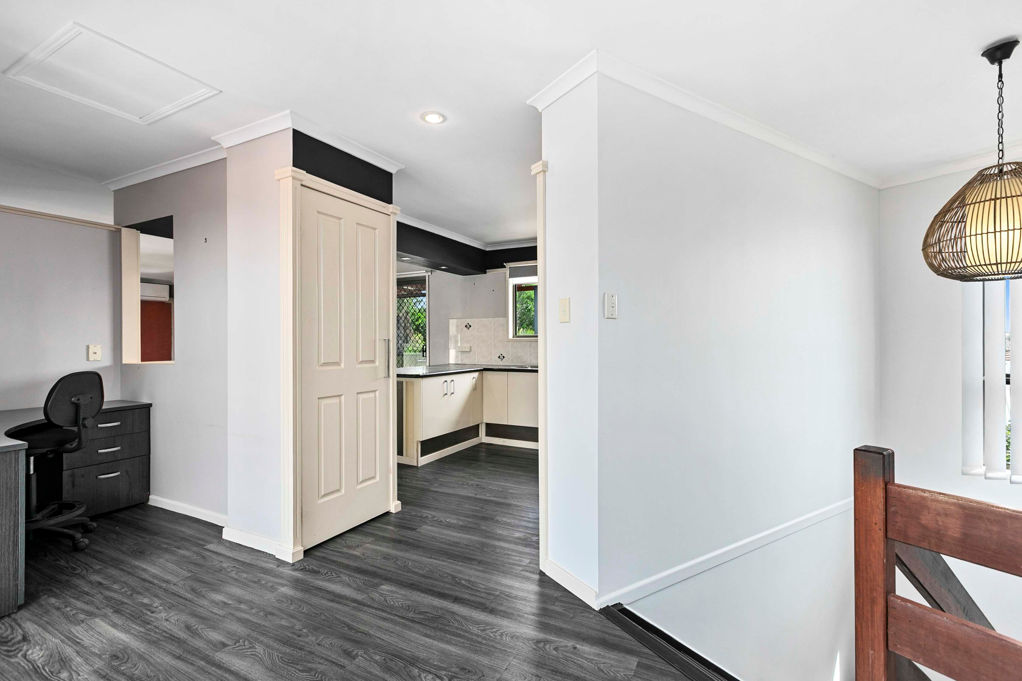 35 Ian Avenue — photo 14 of 14
