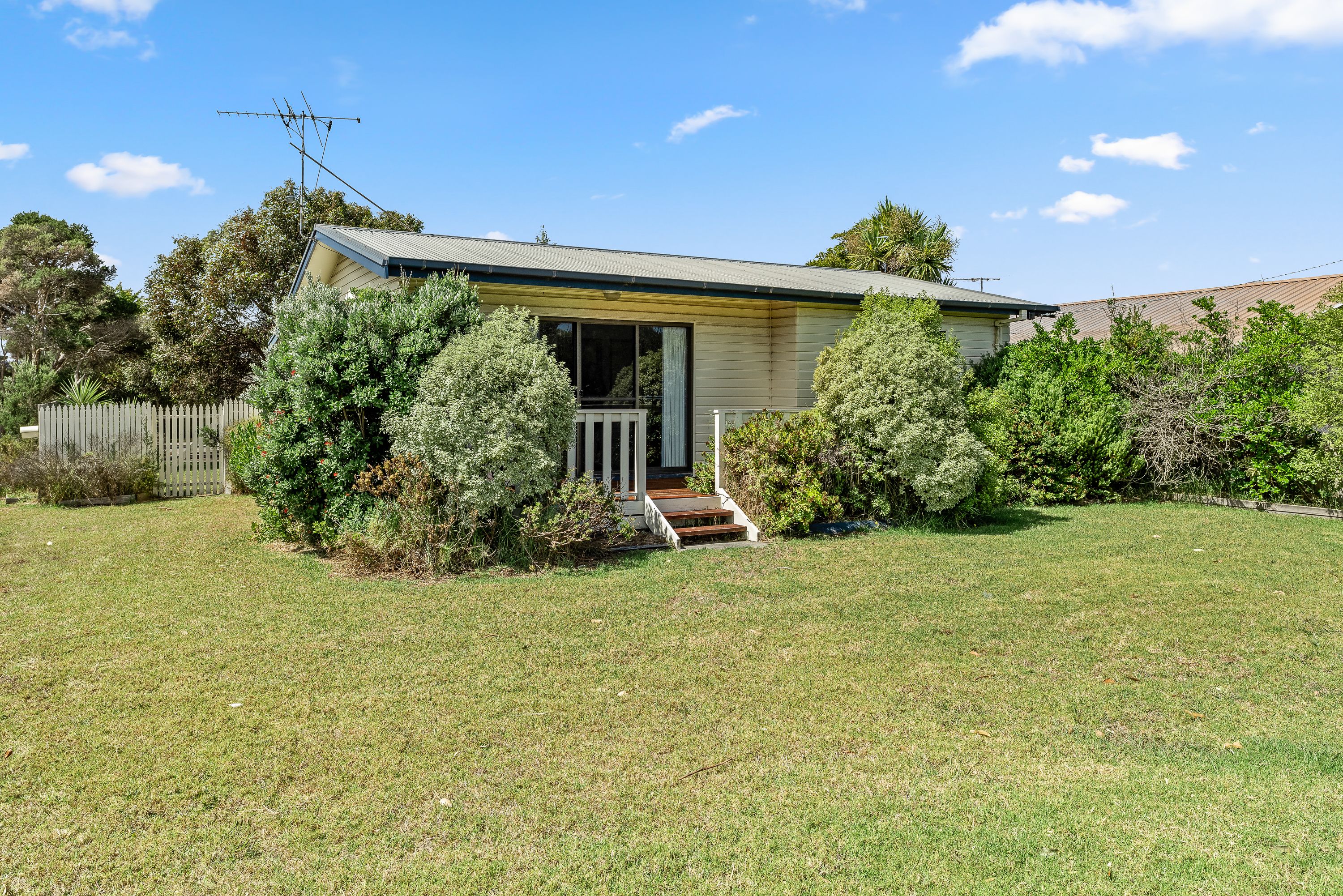 33 Woolamai Beach Road, Cape Woolamai, VIC 3925 Sold House Ray