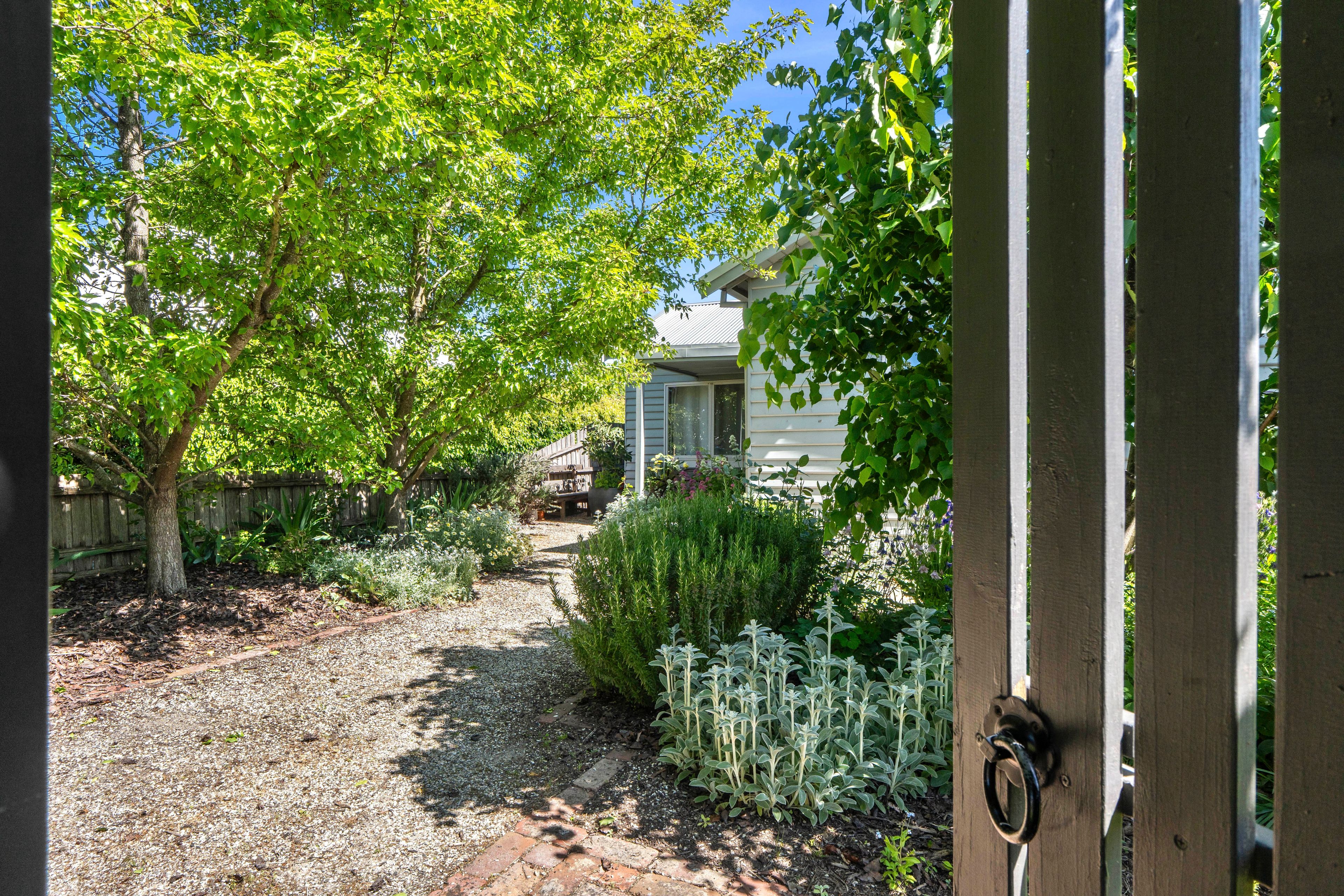 1/41 Jennings Street, Kyneton, VIC 3444