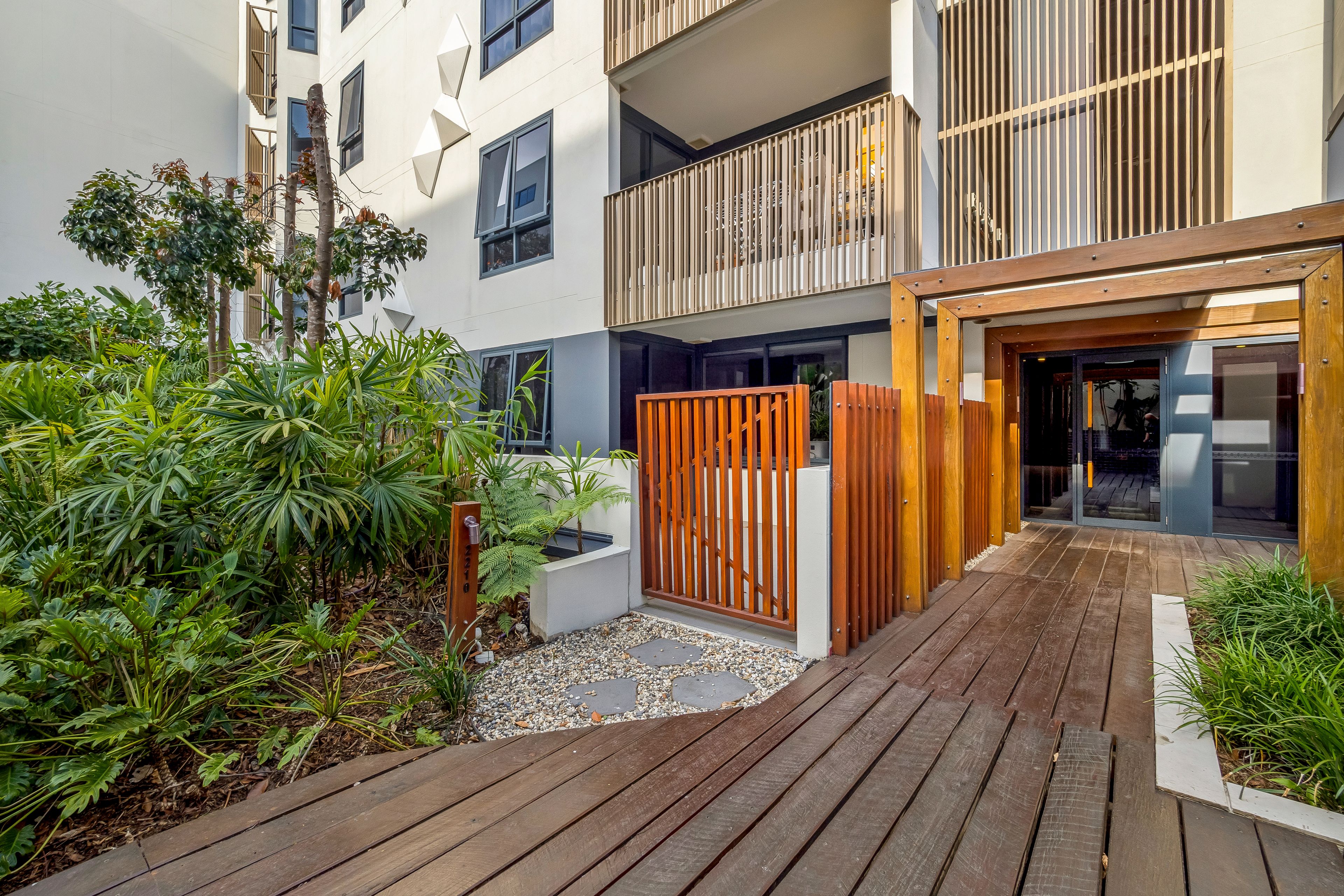 2210/3 Gibbon Street — photo 13 of 19
