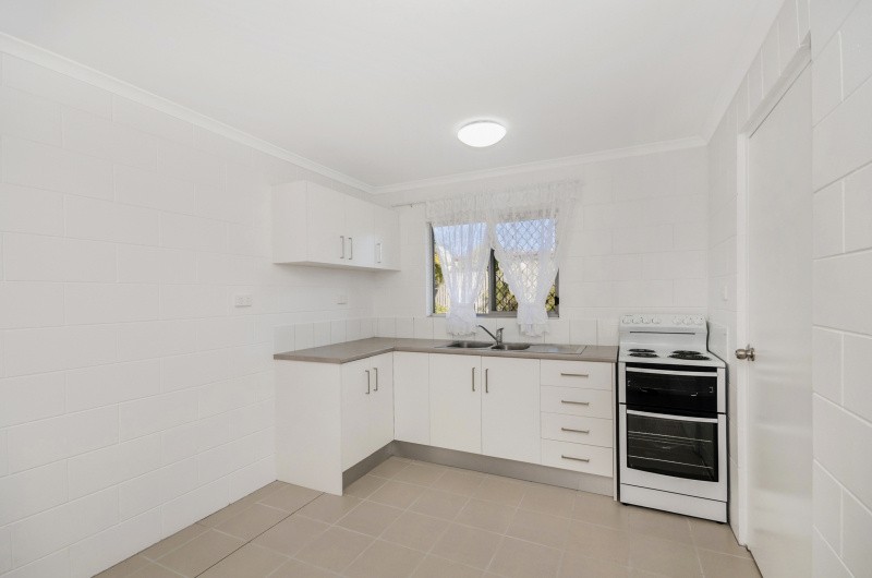 1/99 Kings Road, Pimlico, QLD 4812