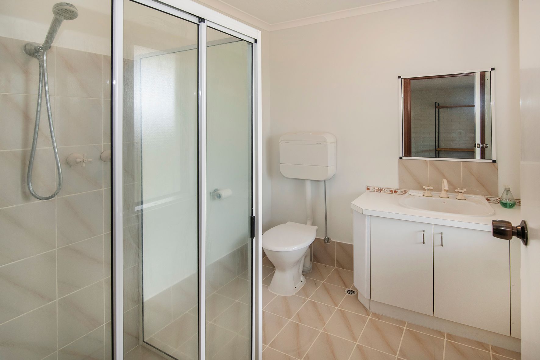 10 Irwin Street — photo 14 of 27