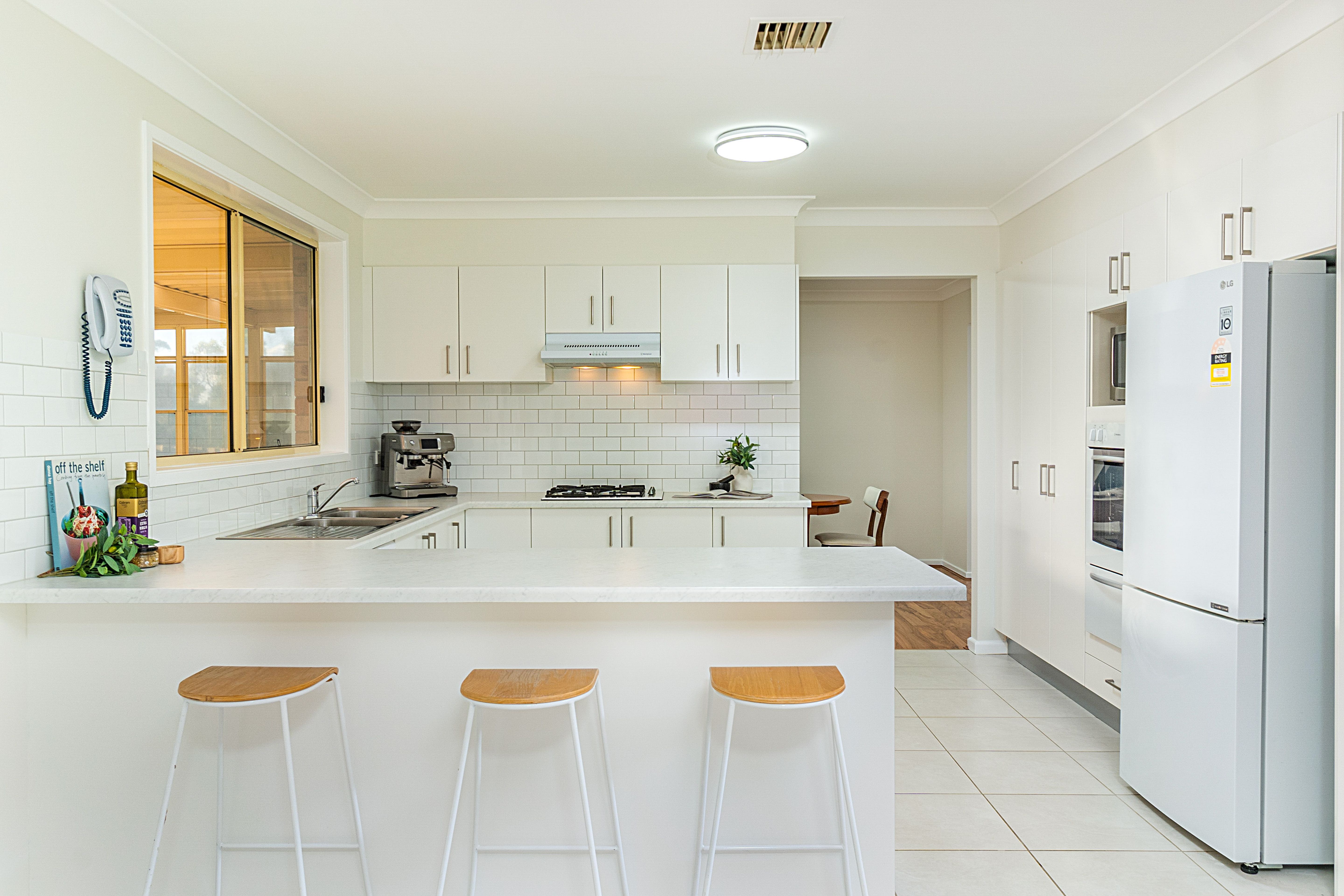 28 Kinaldy Crescent, Kellyville, NSW 2155, photo 2