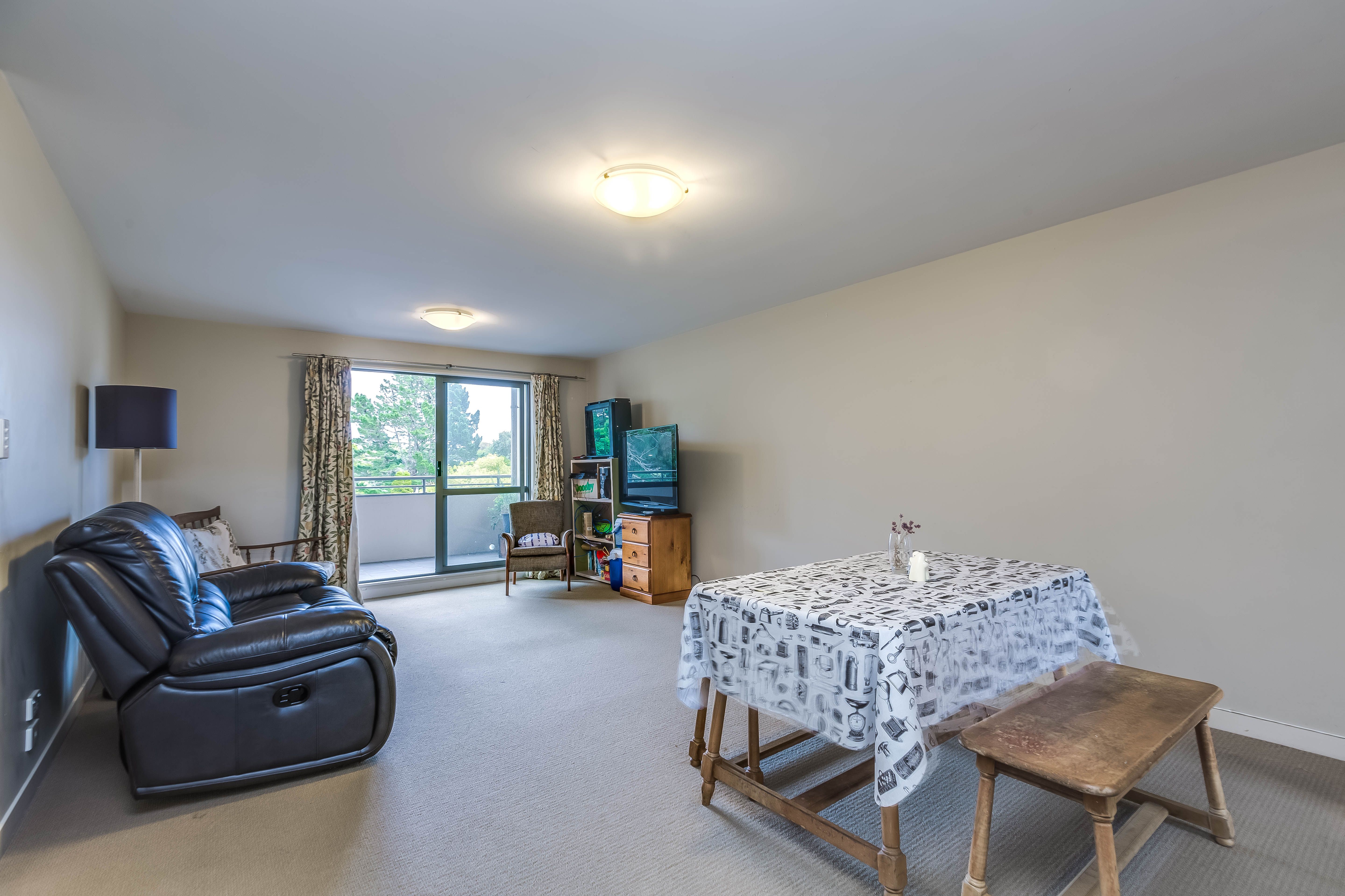 1B 28 Morning Star Place, St Lukes, Auckland