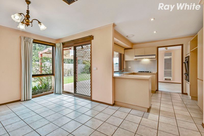 7 Lowan Court, Ferntree Gully, VIC 3156