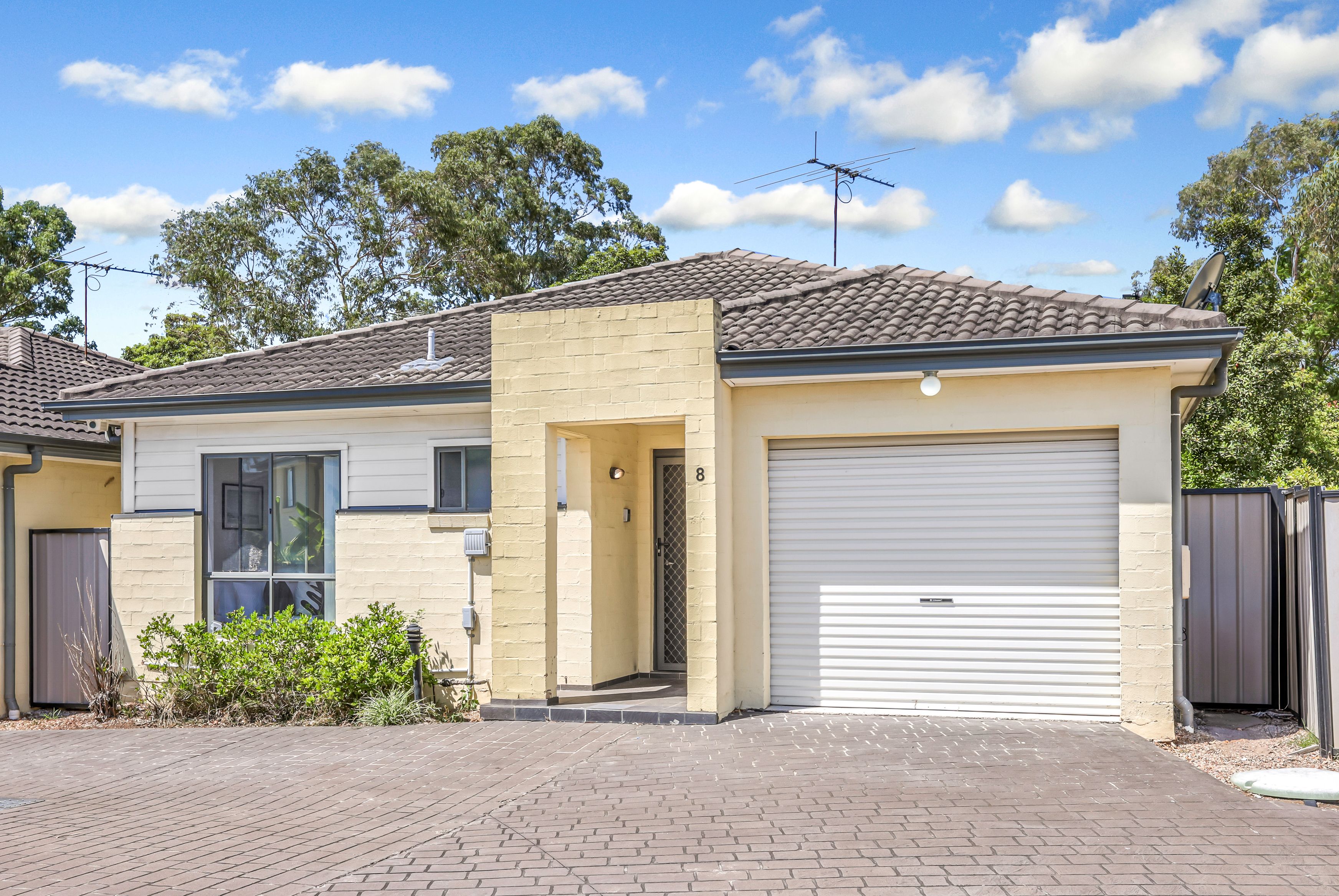 44 Girraween Road, Girraween NSW 2145