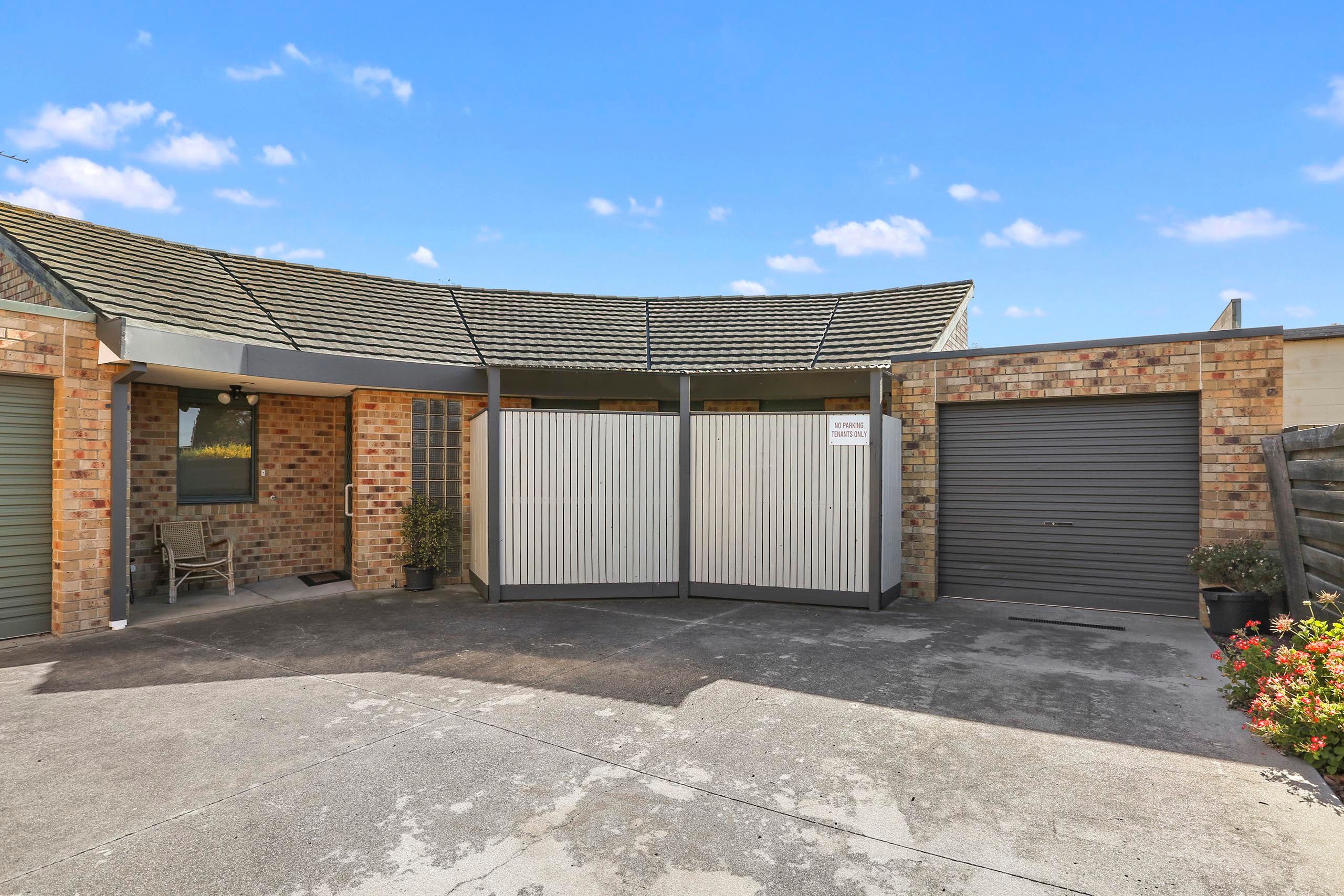17 Merlin Crescent, Corio VIC 3214