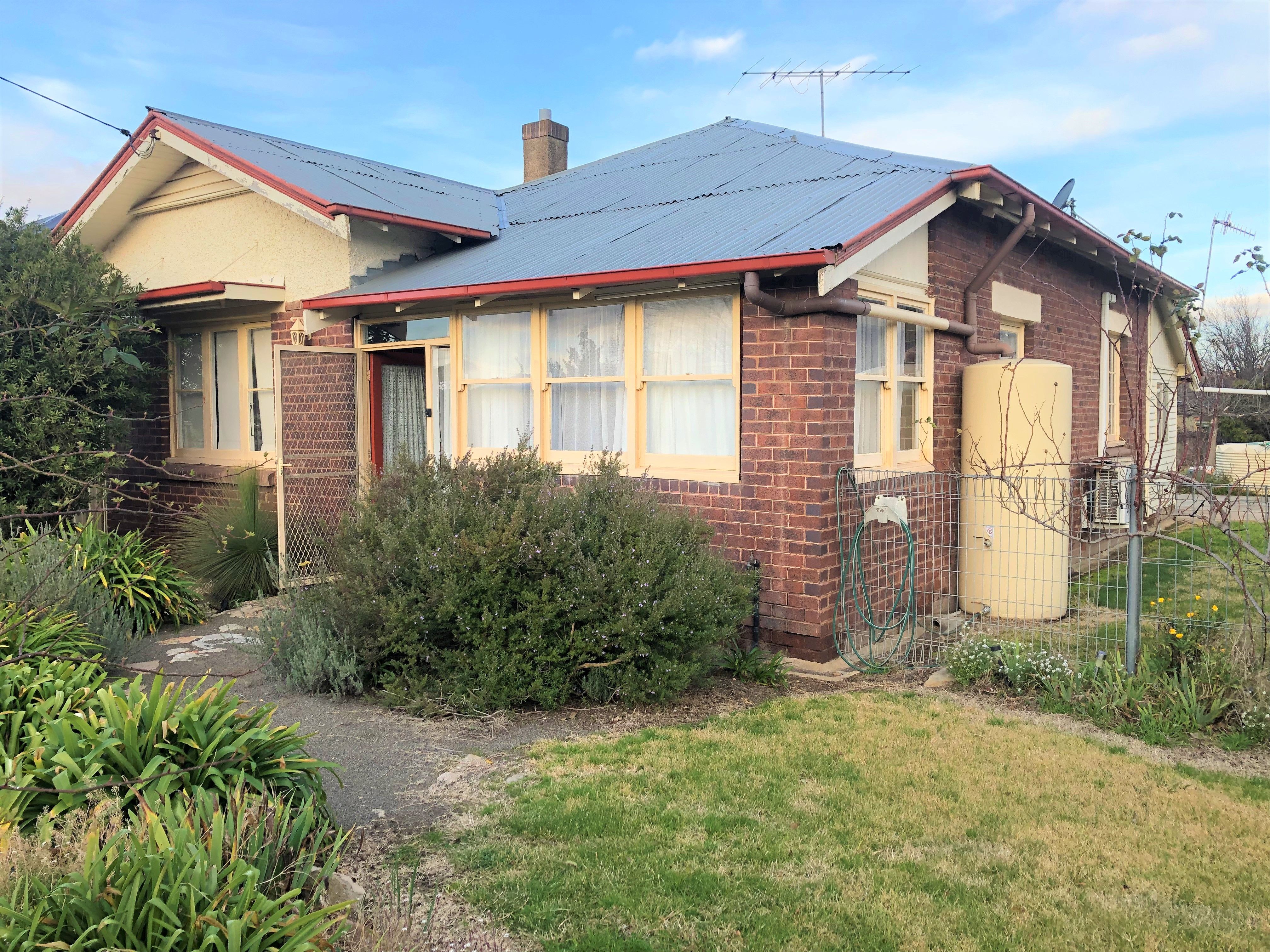 83 Queen Street, Goulburn NSW 2580