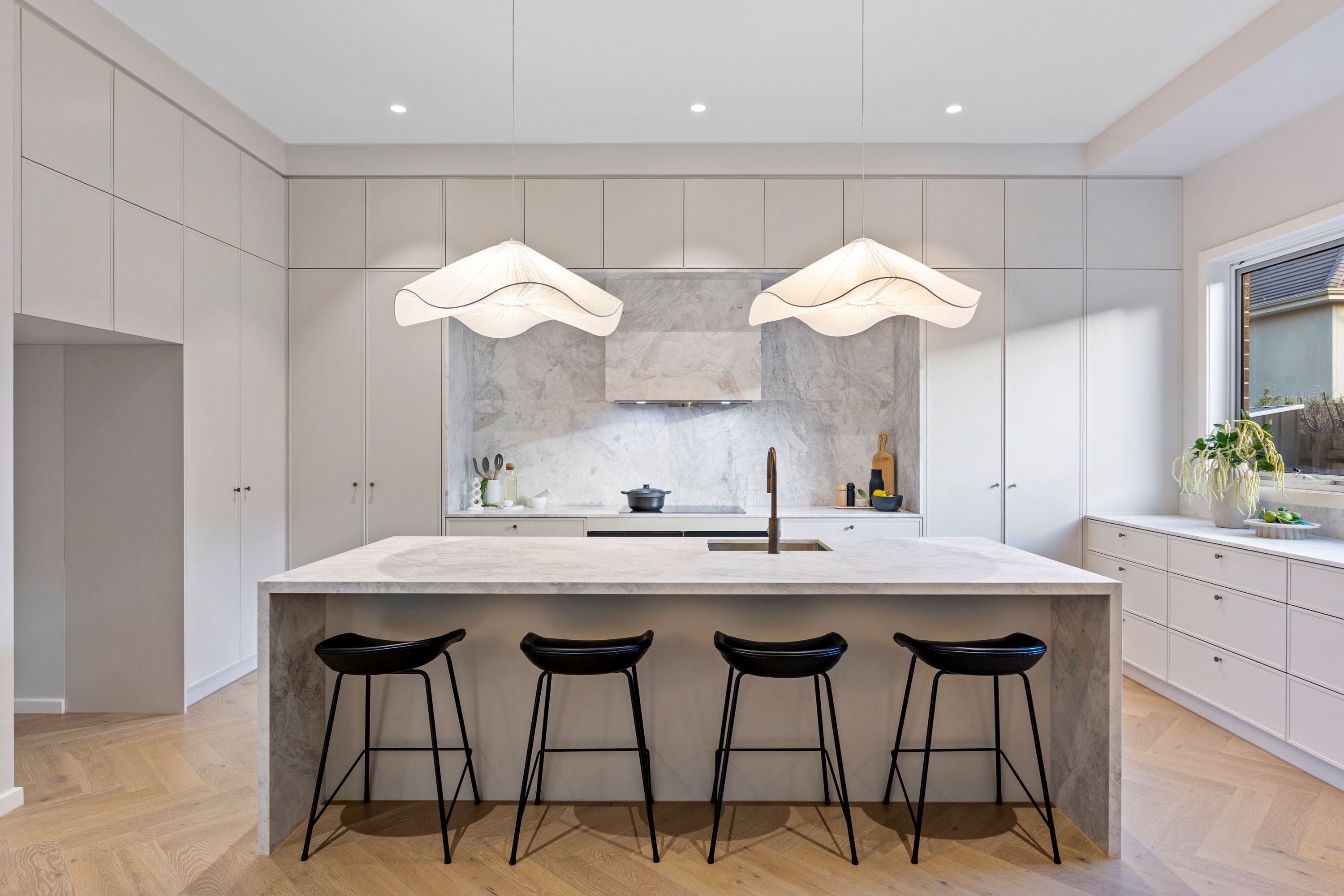 44 Park Lane — photo 4 of 13