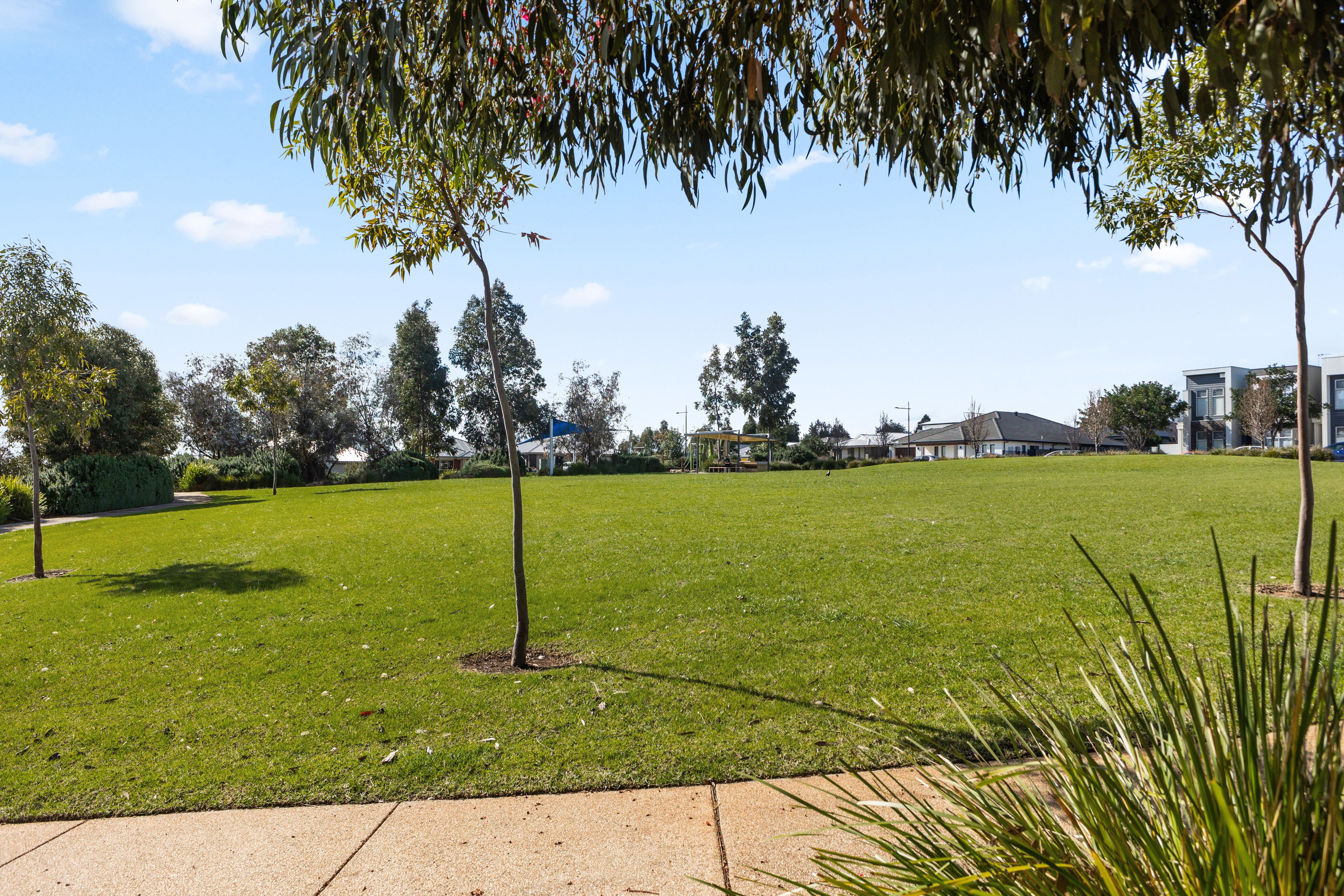 26 Pedlar Close — photo 15 of 15