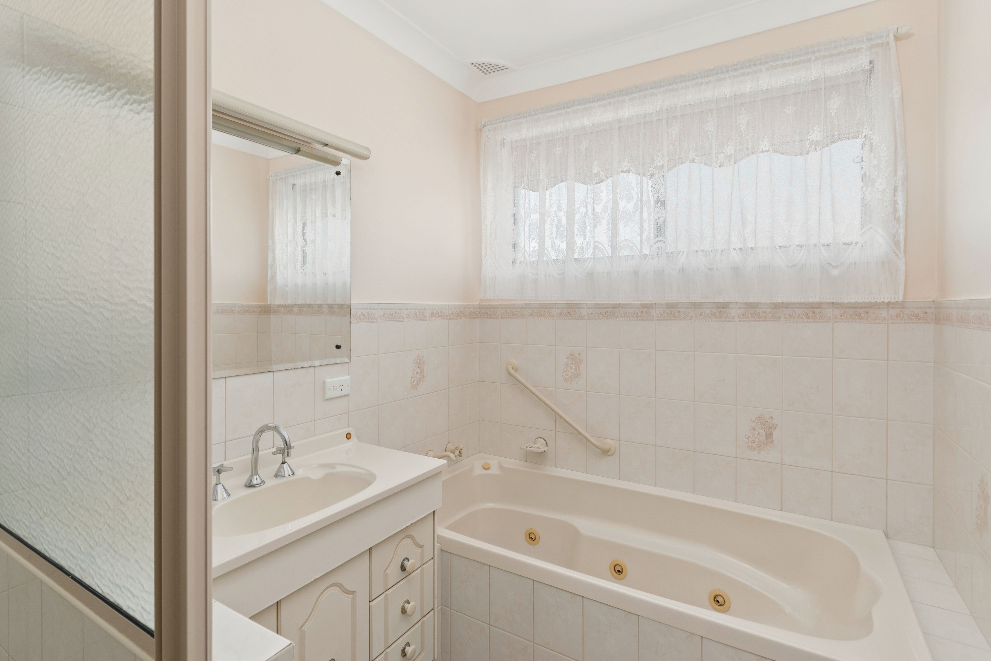 8 Morse Avenue — photo 10 of 18