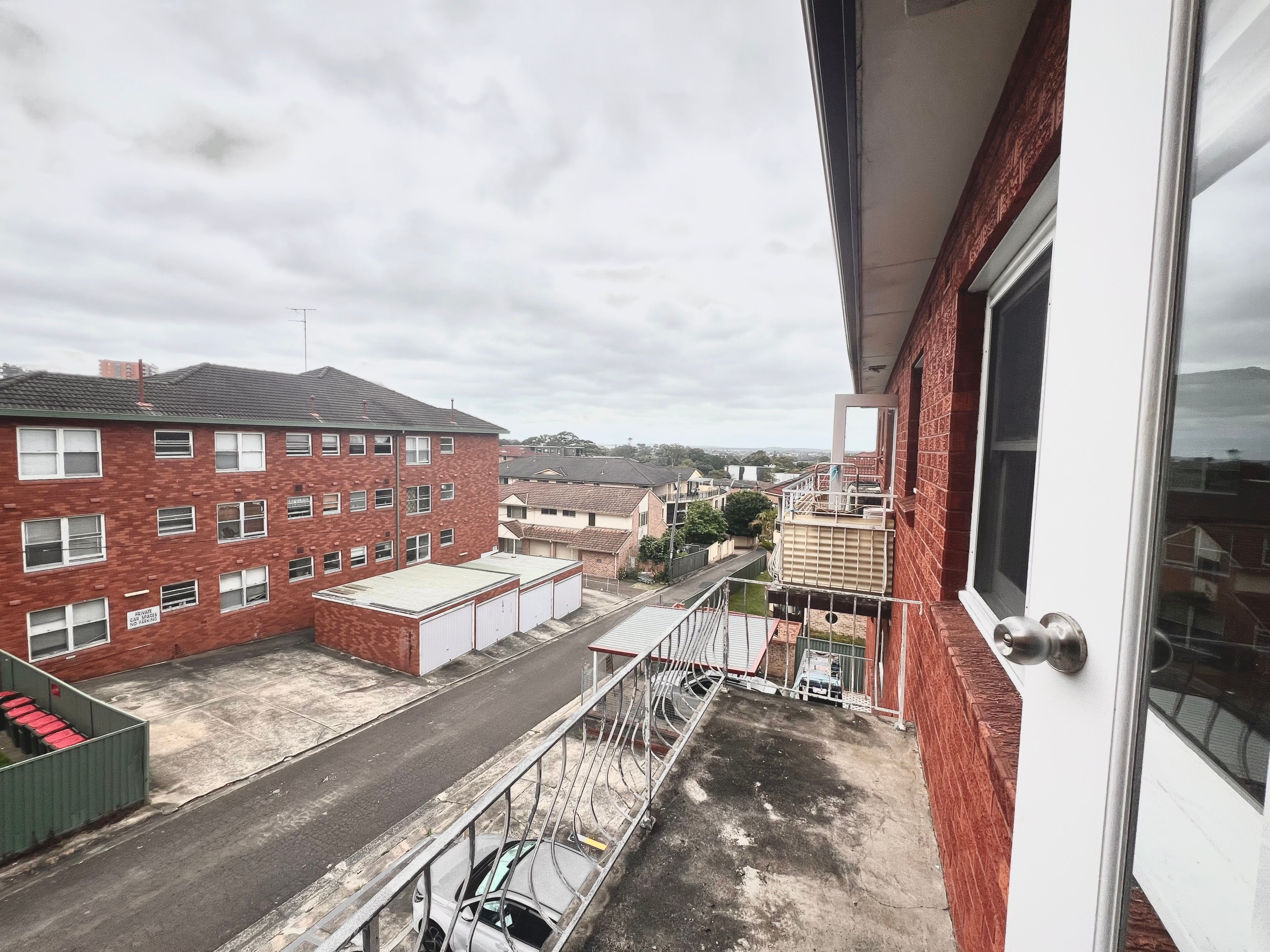13/6-10 West Street — photo 6 of 6