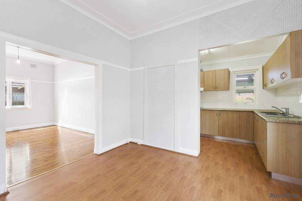 8 Stephen Street, Hornsby, NSW 2077