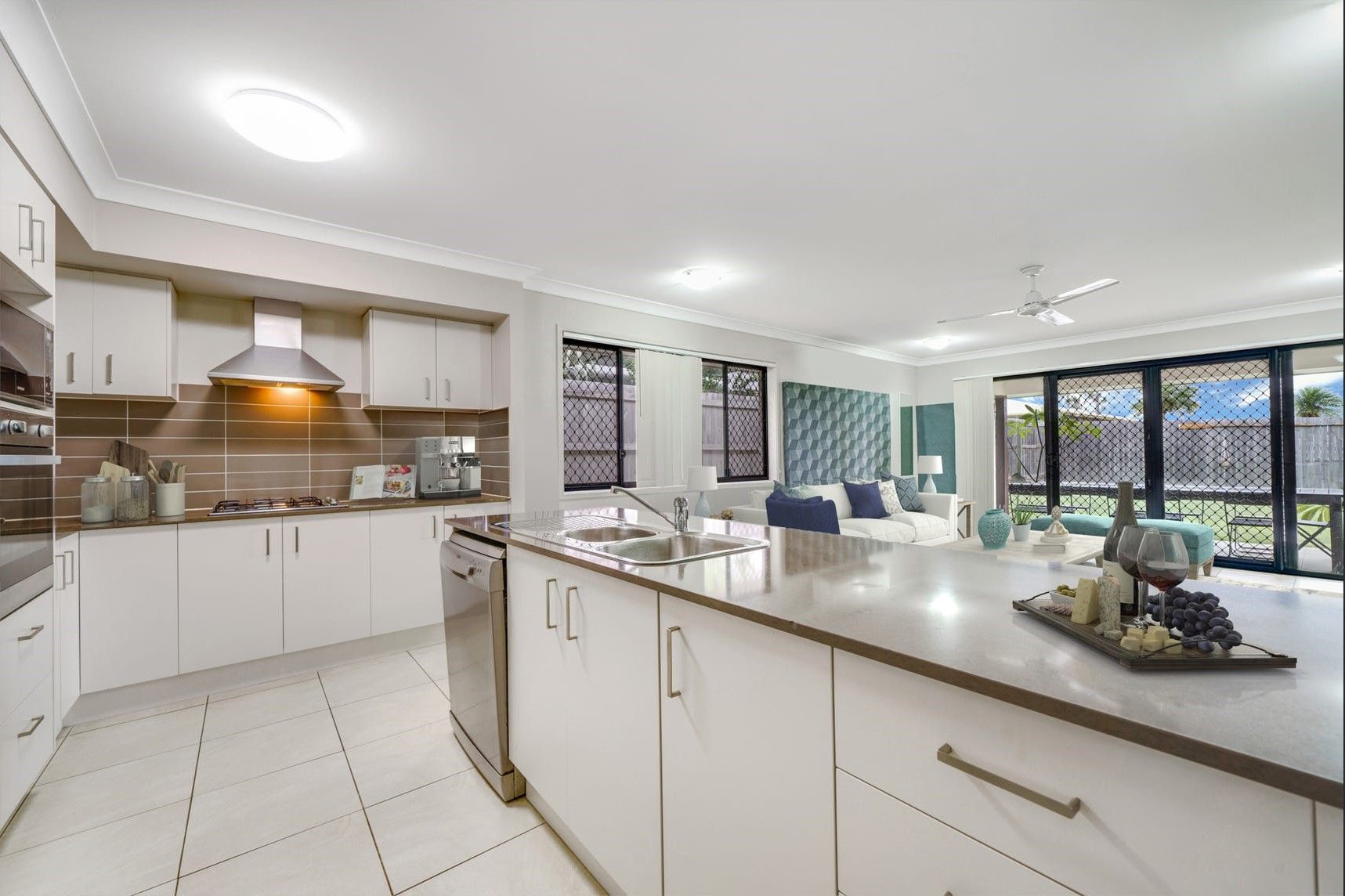 19 Sunstone Court, Logan Reserve, QLD 4133