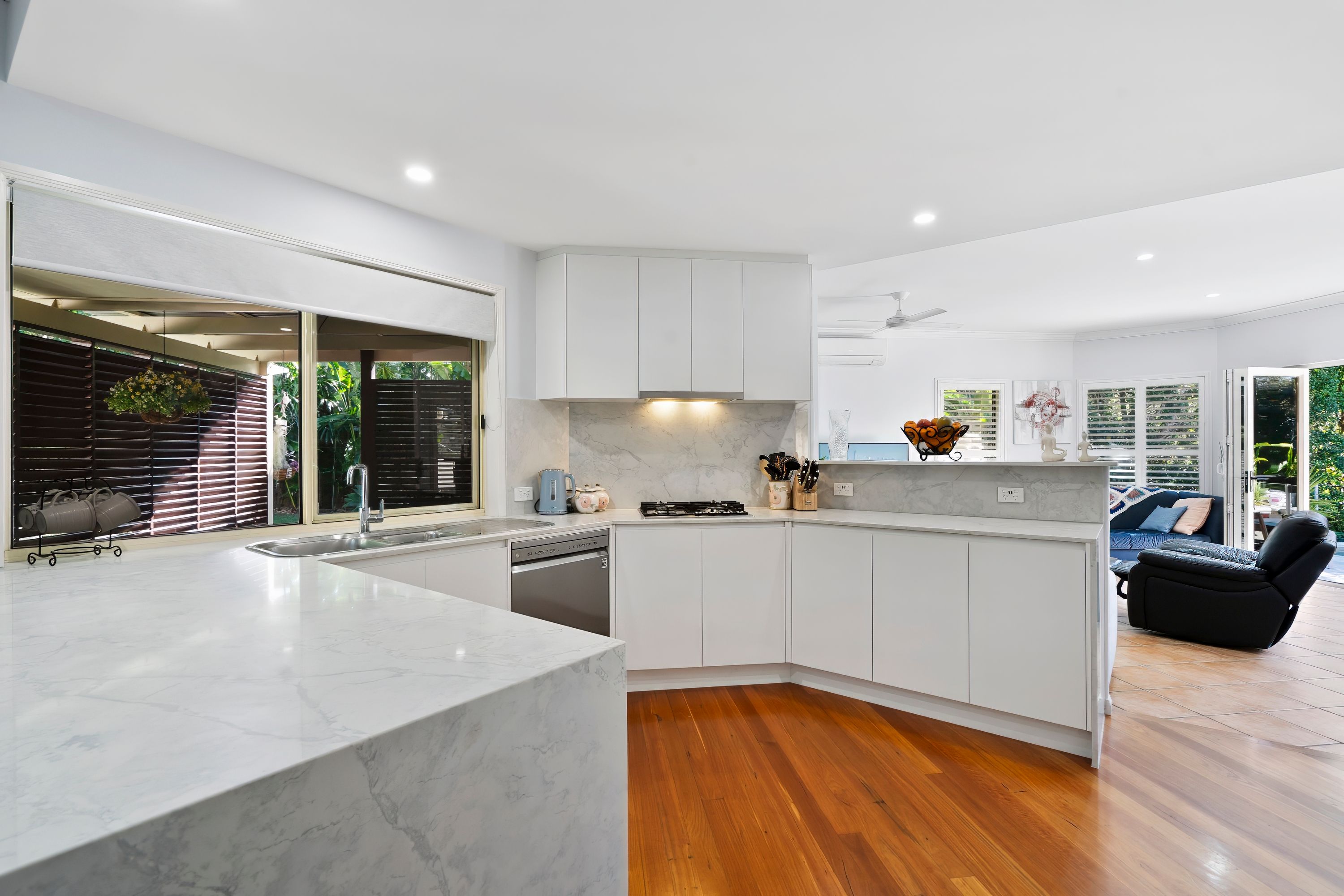38 Hooper Crescent — photo 10 of 30