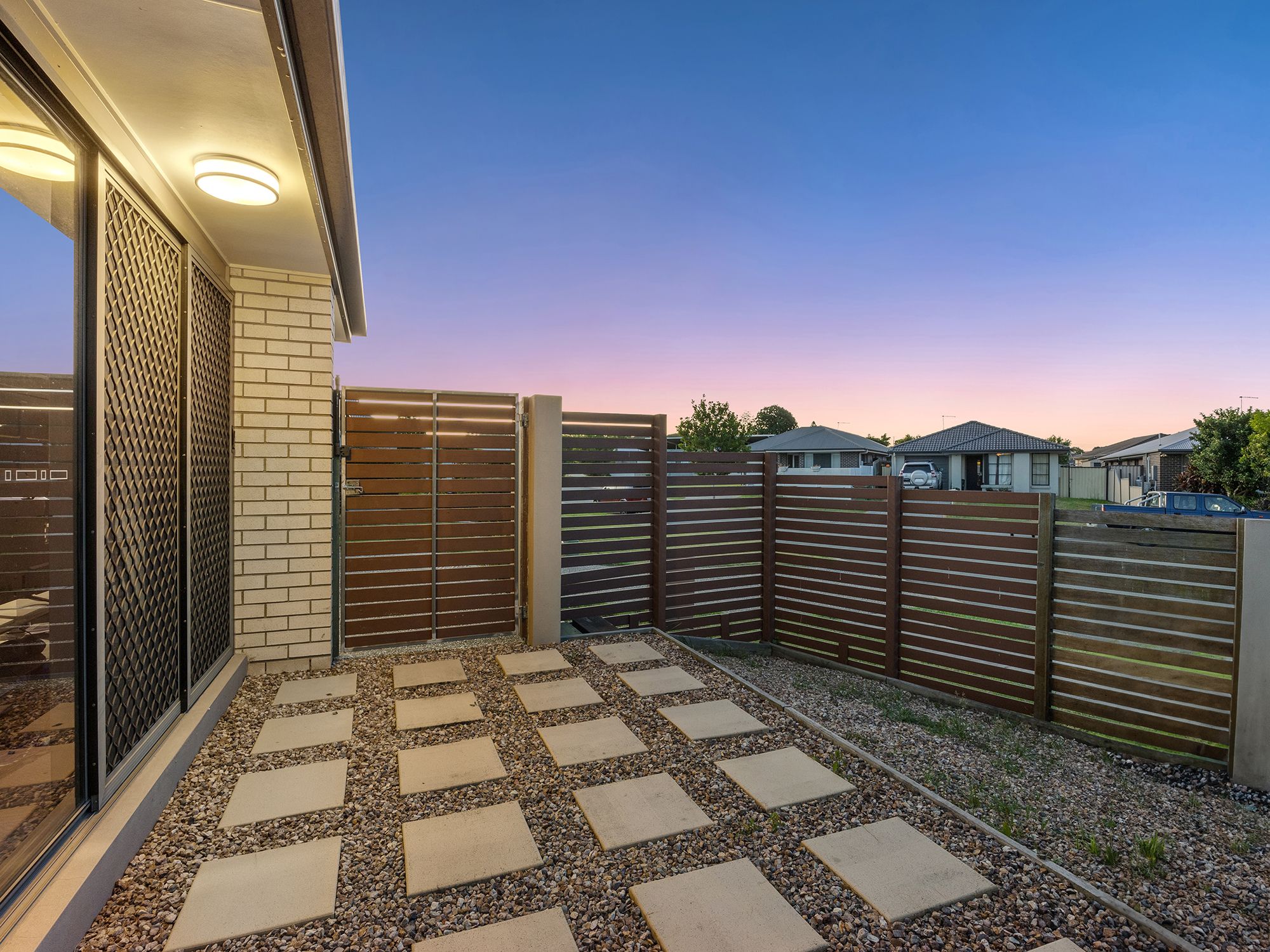 15 Hyperno Close, Raceview, QLD 4305