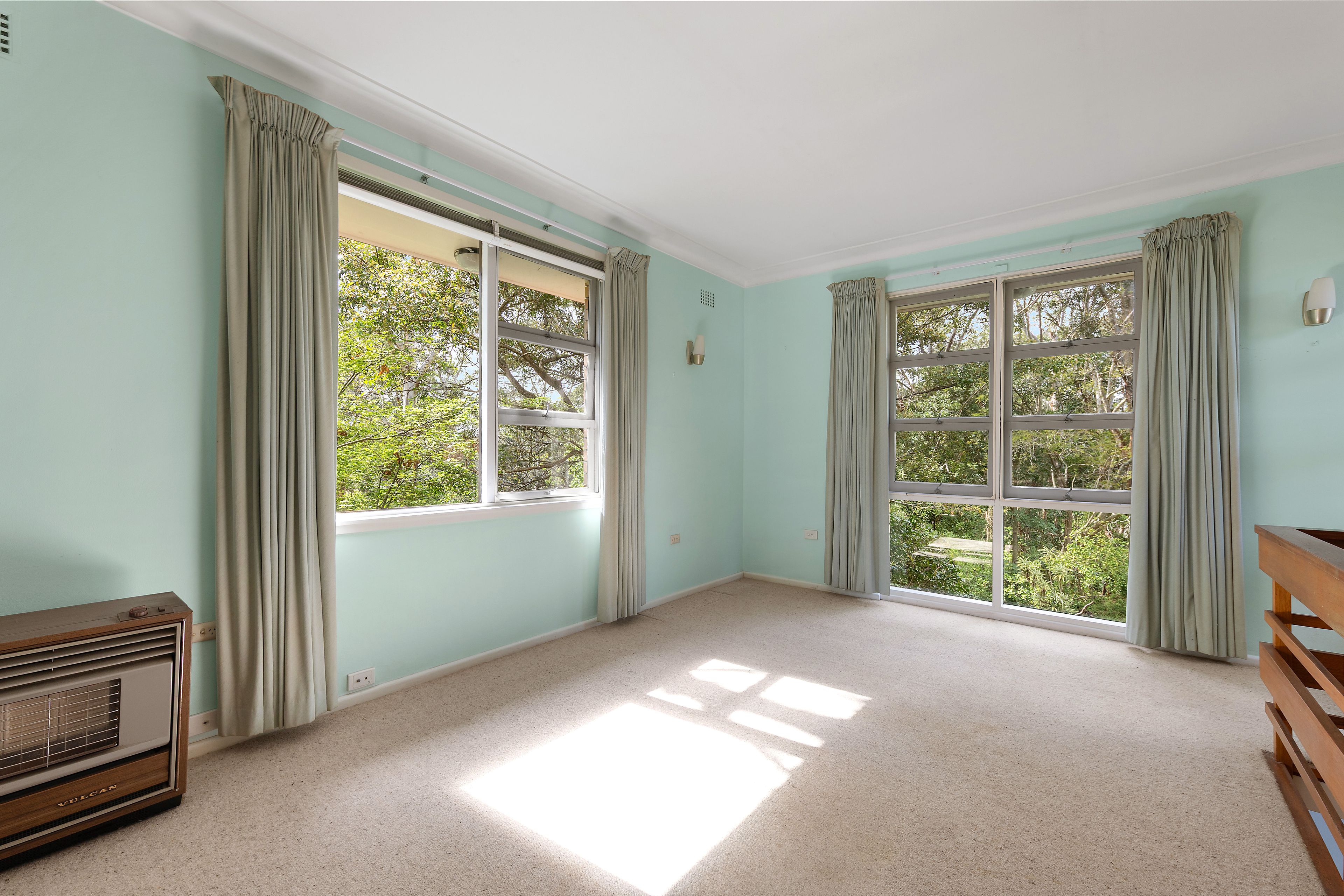 61 Manor Road — photo 5 of 10