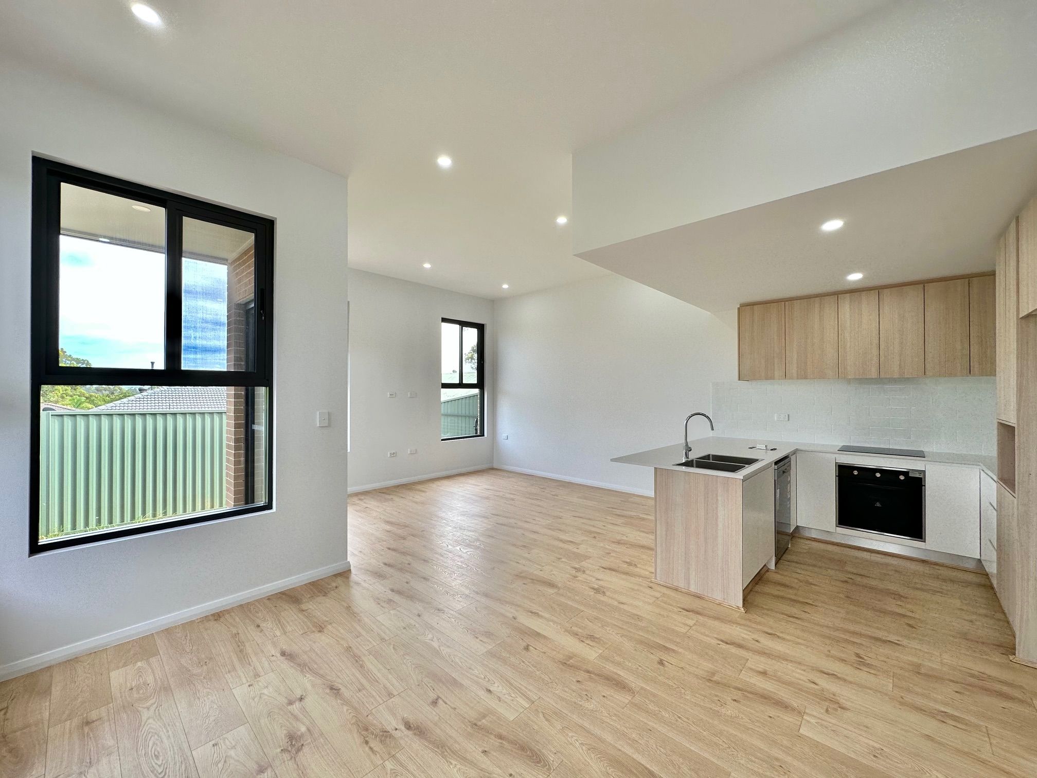 1/119 (E) Lindesay Street, Campbelltown, NSW 2560
