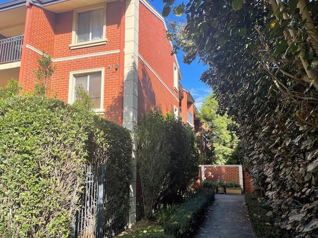 8/181 Cambridge Street, Wembley, WA 6014