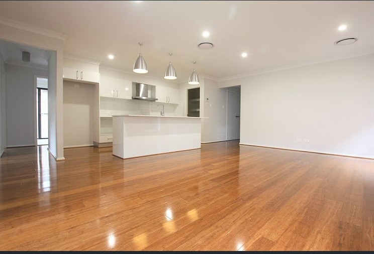 40 Silverton Street, Gregory Hills, NSW 2557