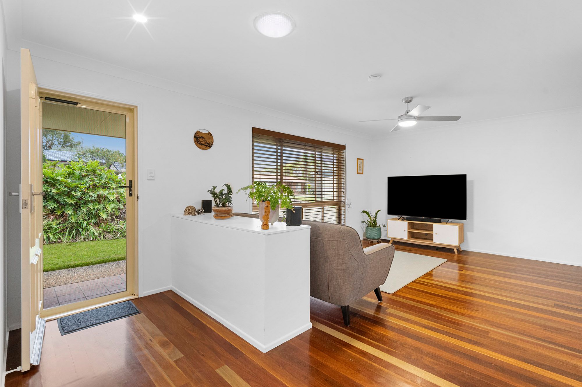 19 Riverton Drive, Wellington Point, QLD 4160
