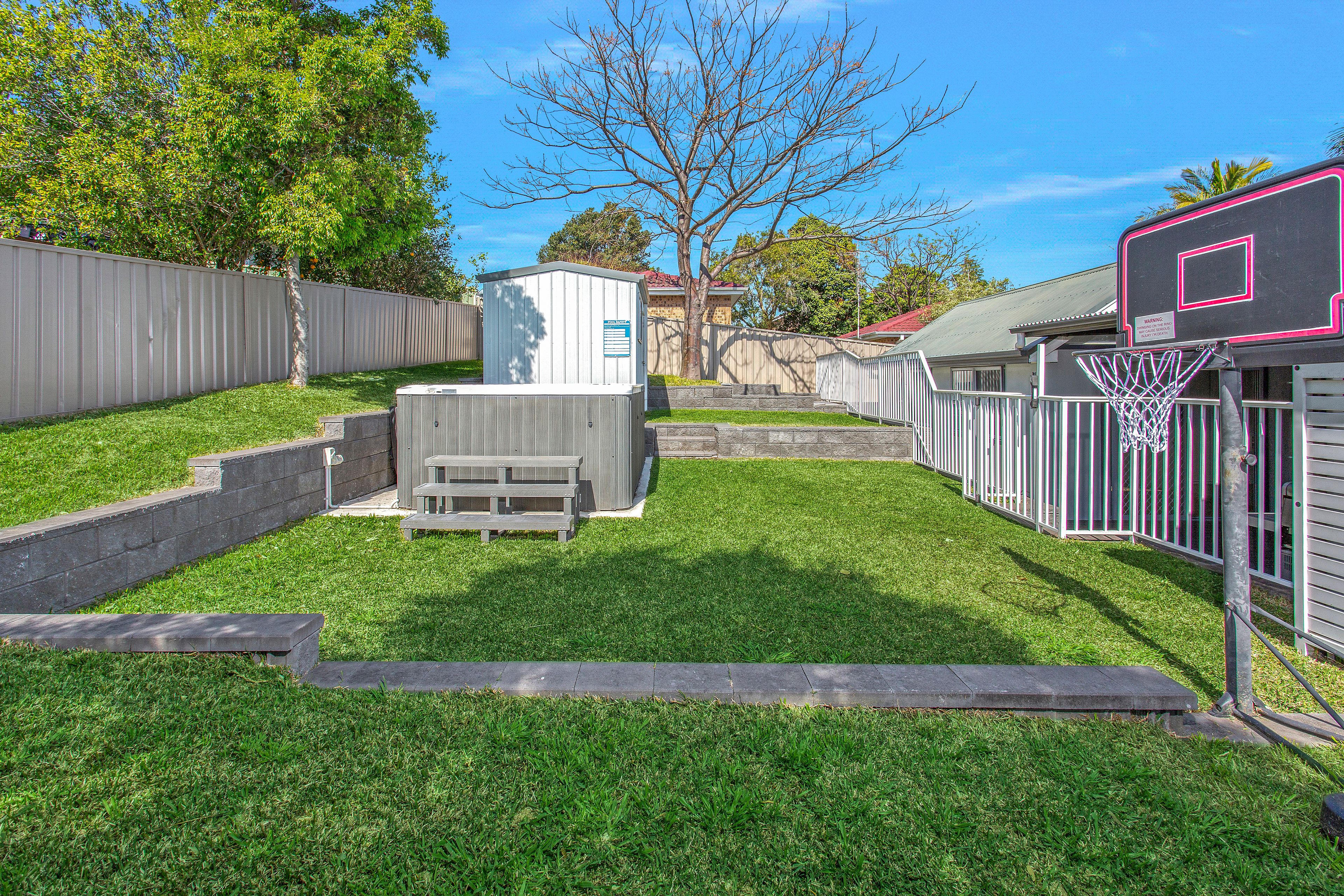 39 Barton Drive — photo 13 of 15