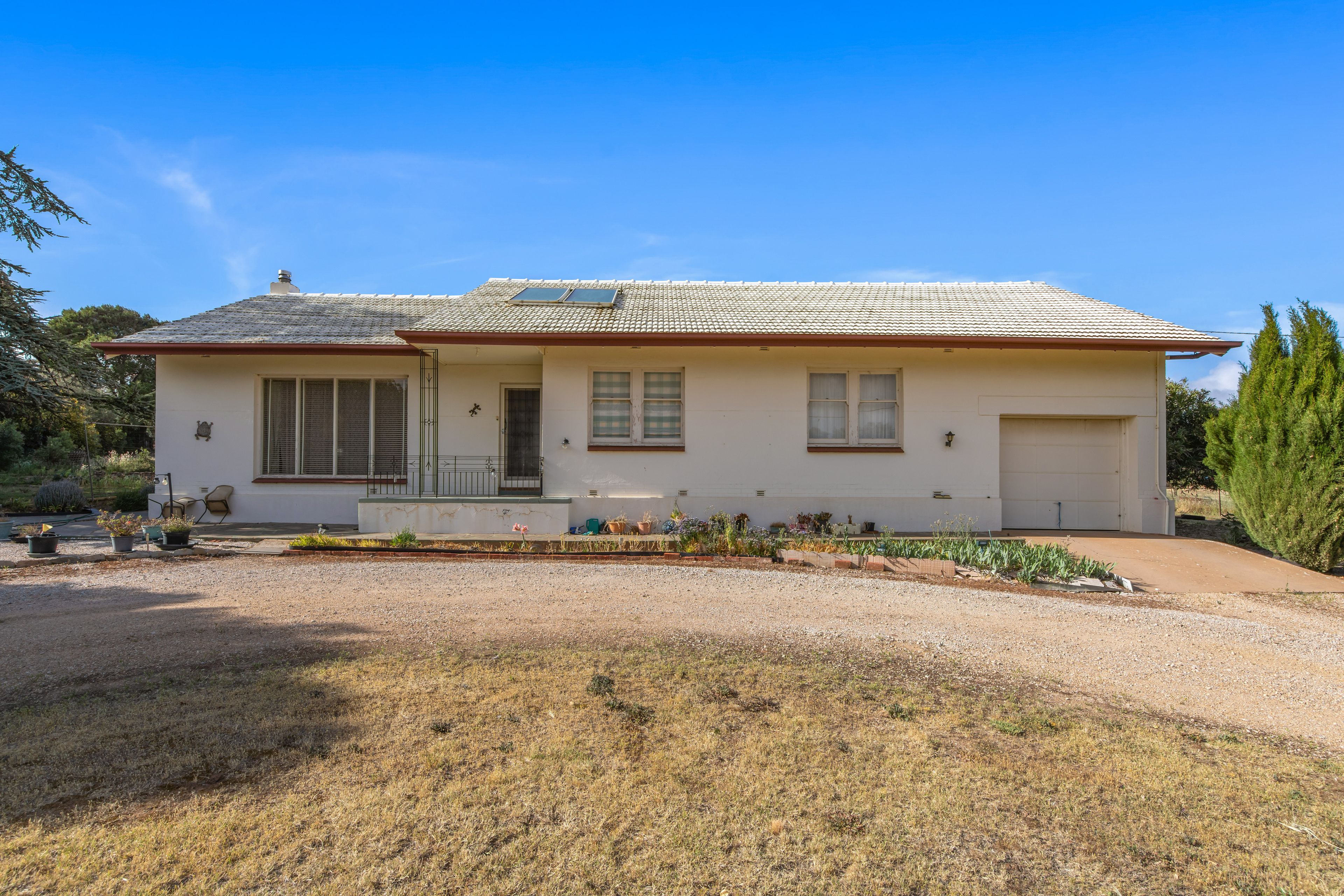 5 Railway Terrace, Burra, SA 5417