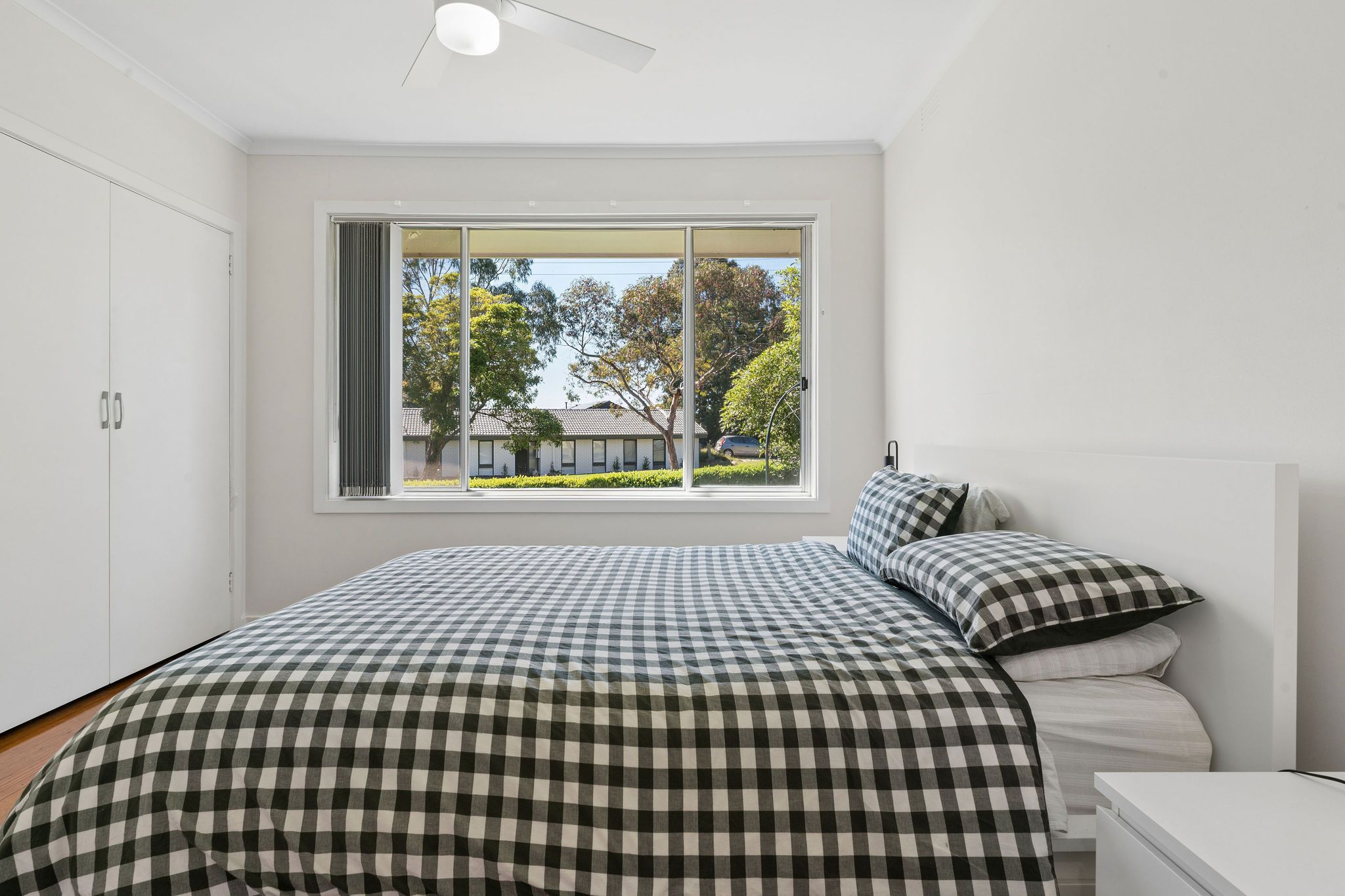 39 Long Street — photo 10 of 18