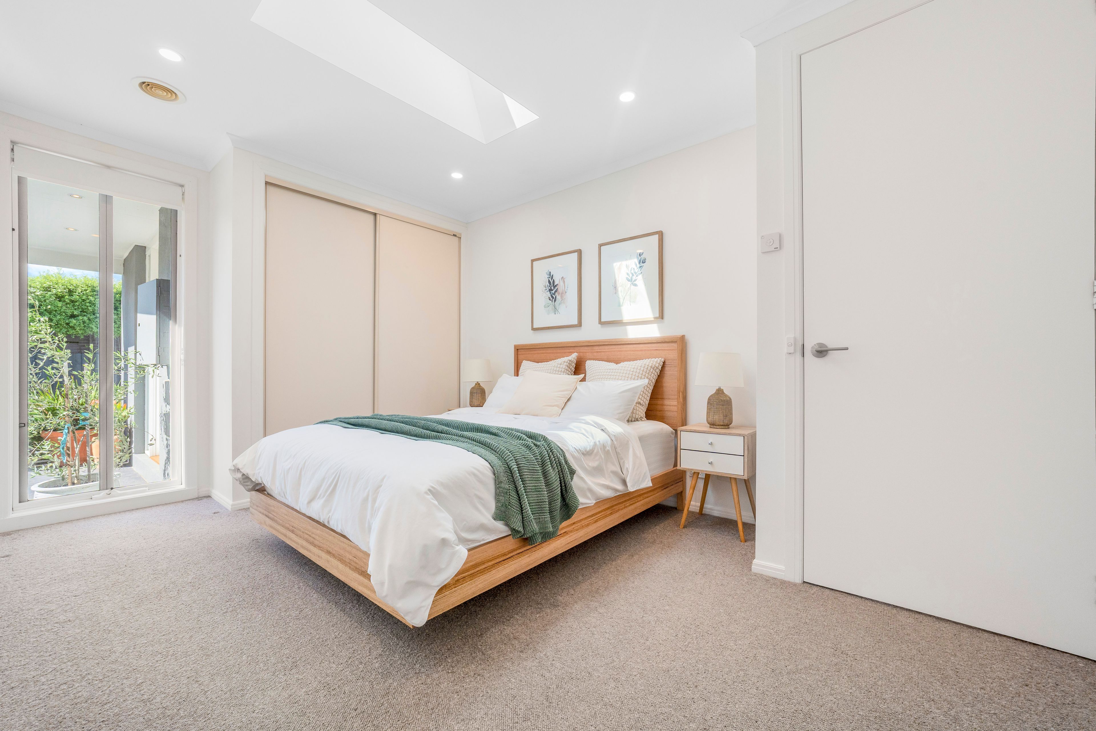 14A Cooke Avenue — photo 9 of 17