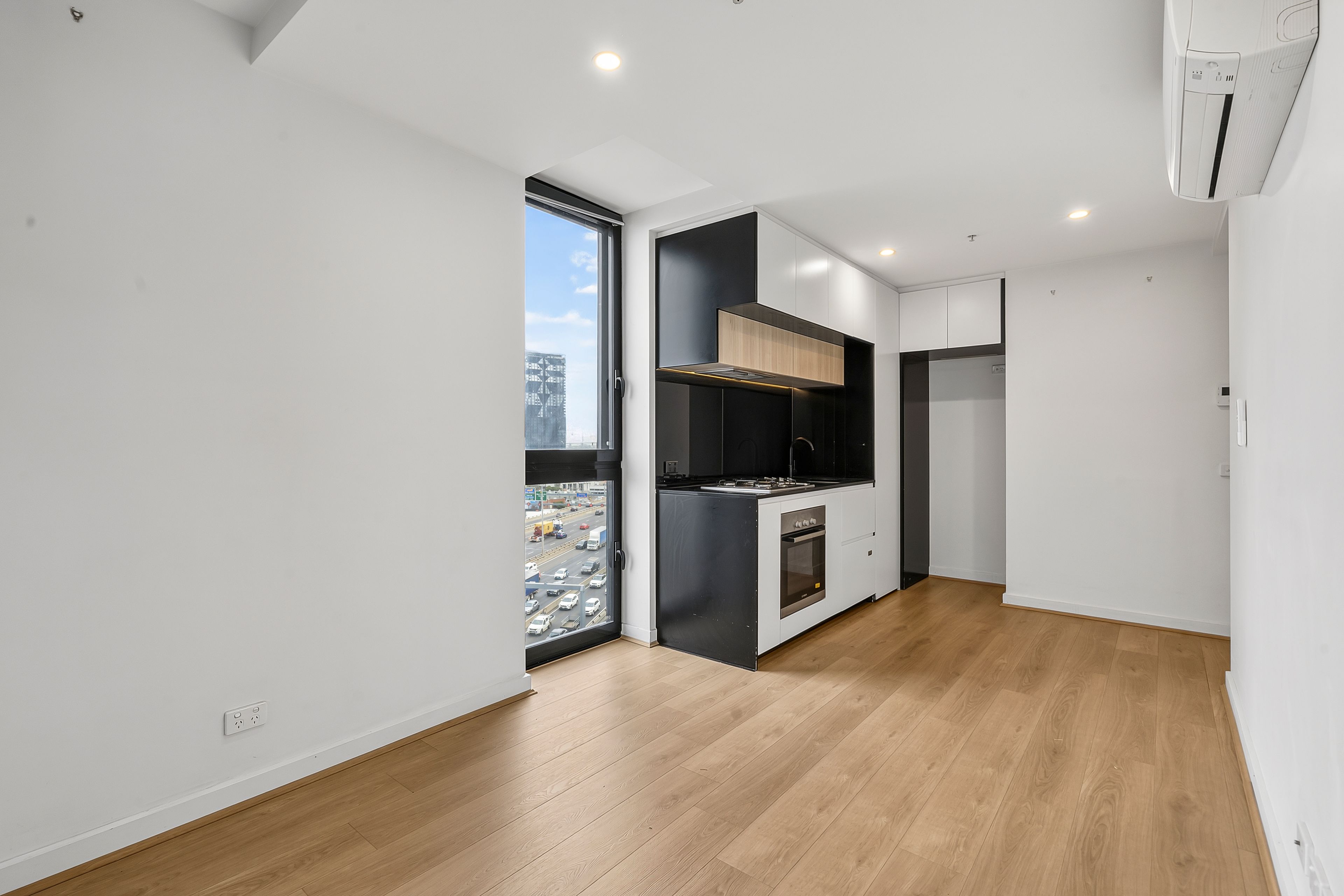 1104/63 Haig Street, Southbank, VIC 3006