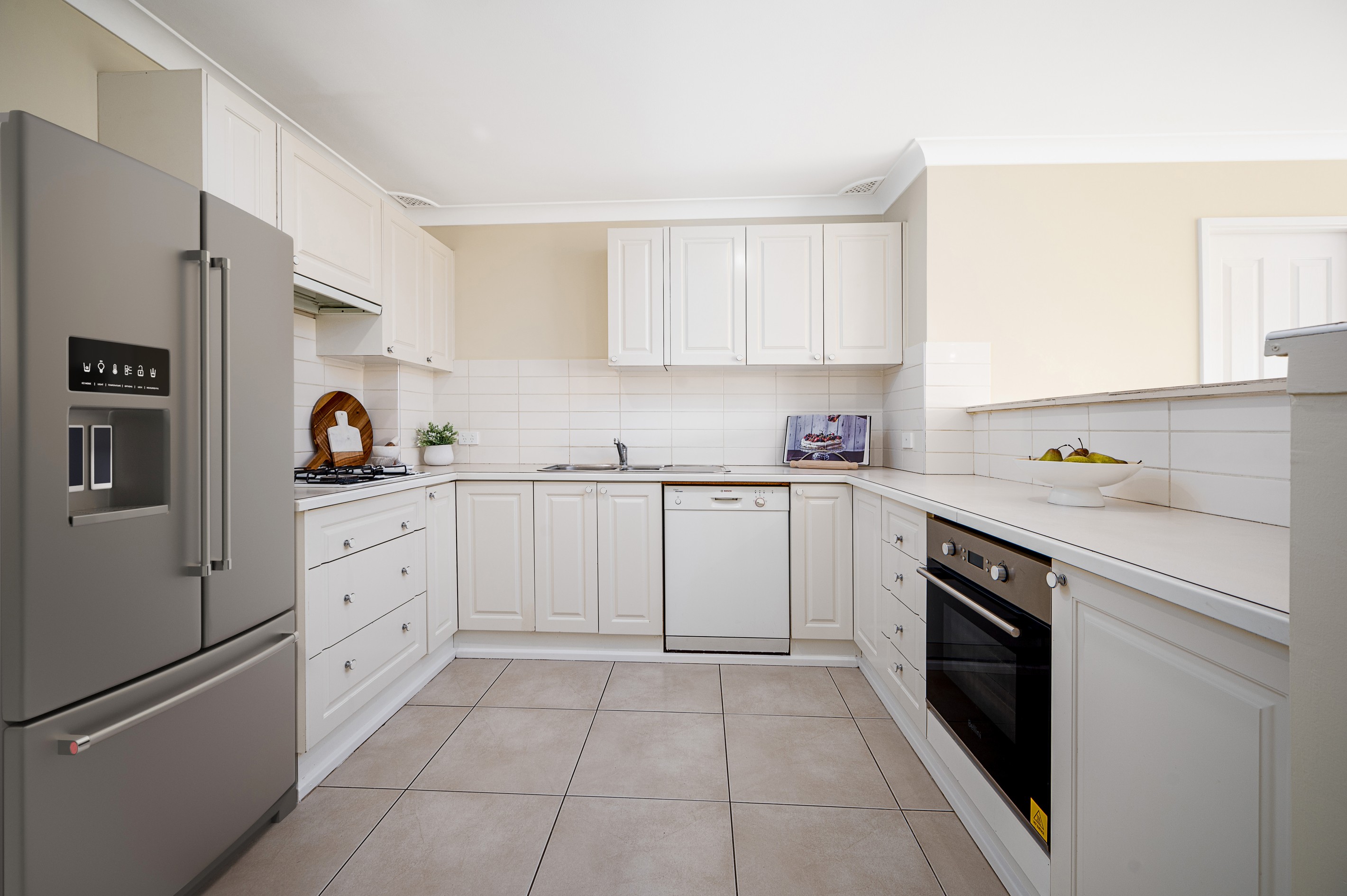 97 Remembrance Driveway, Tahmoor, NSW 2573