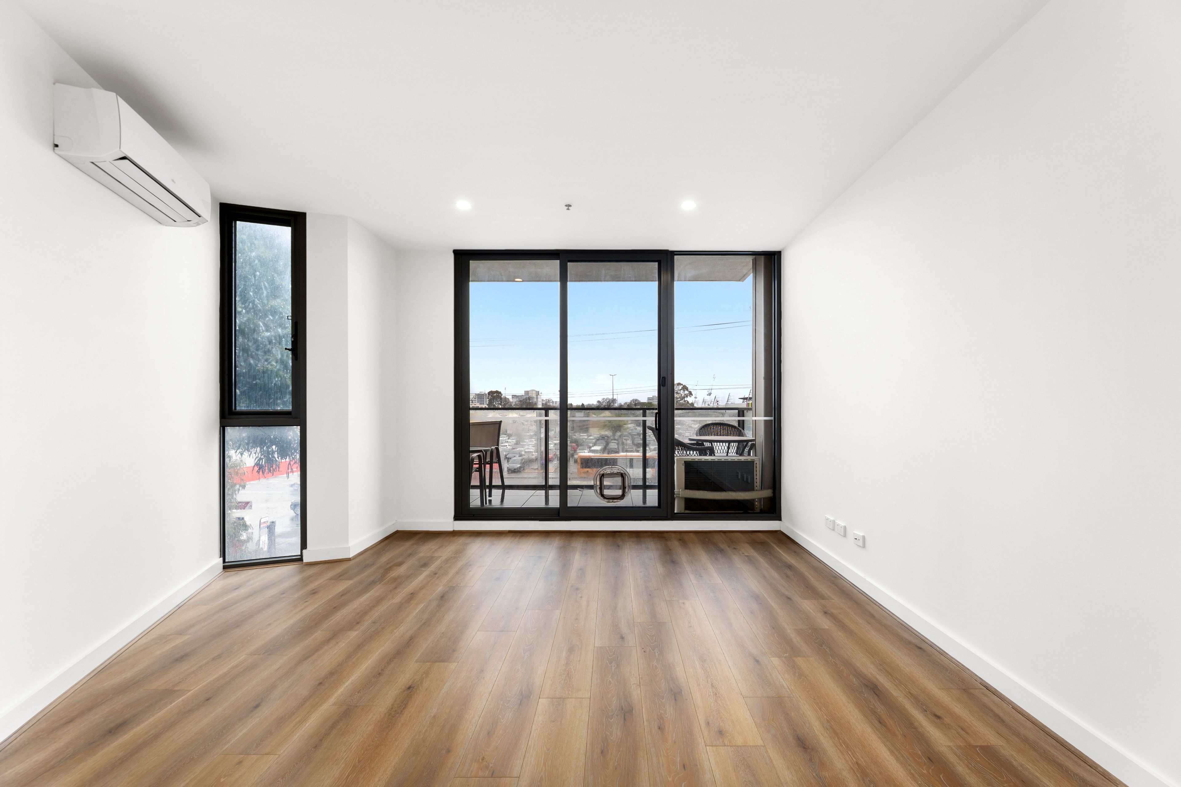 209a/6 Clinch Avenue — photo 6 of 12