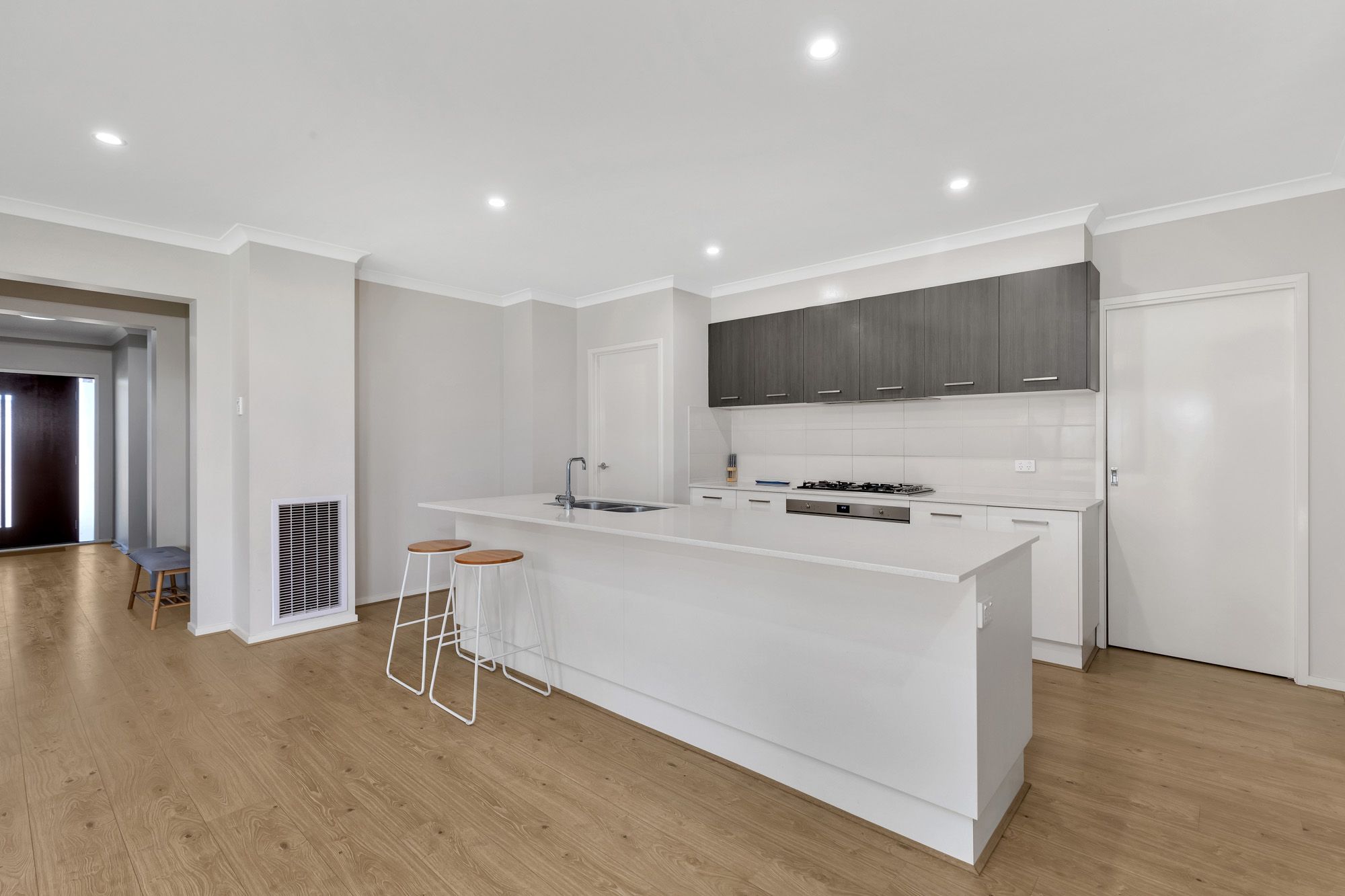 15 Pastille Road, Manor Lakes, VIC 3024