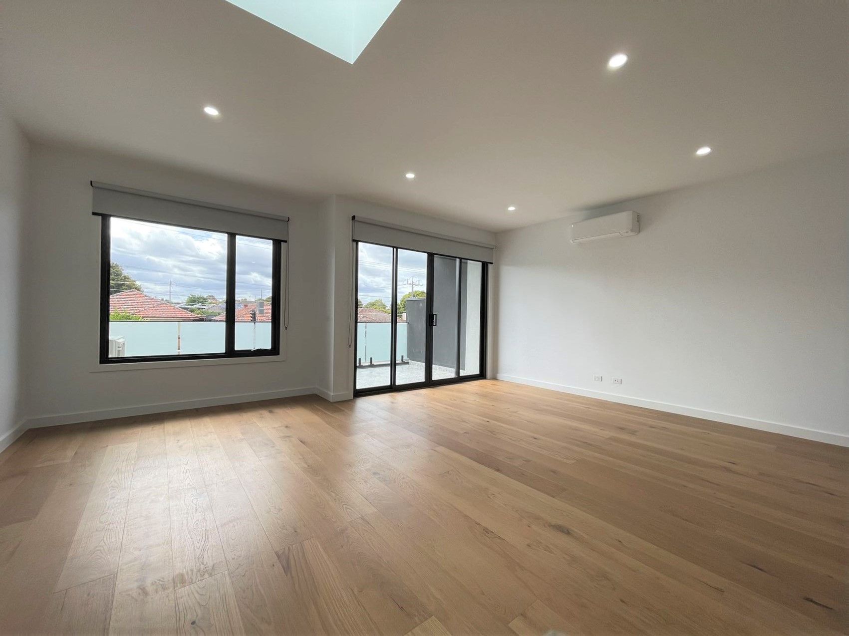 715 Gilbert Road, Reservoir, VIC 3073