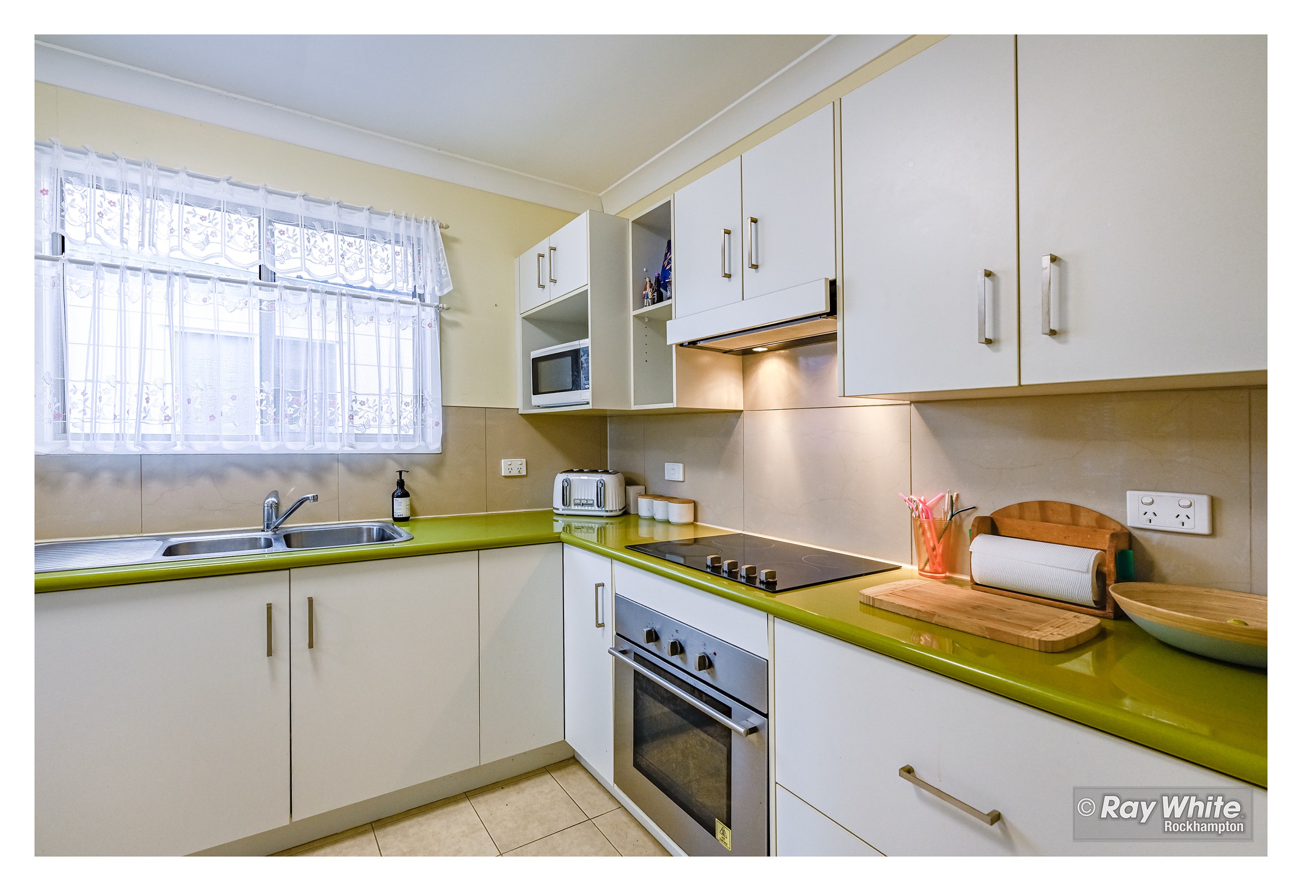 22B Gough Street, Park Avenue, QLD 4701