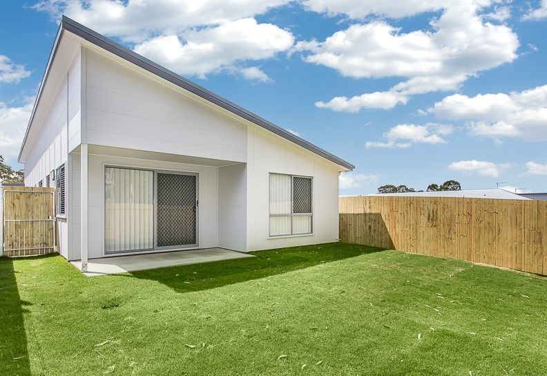 2/87 Jones Street, Rothwell, QLD 4022