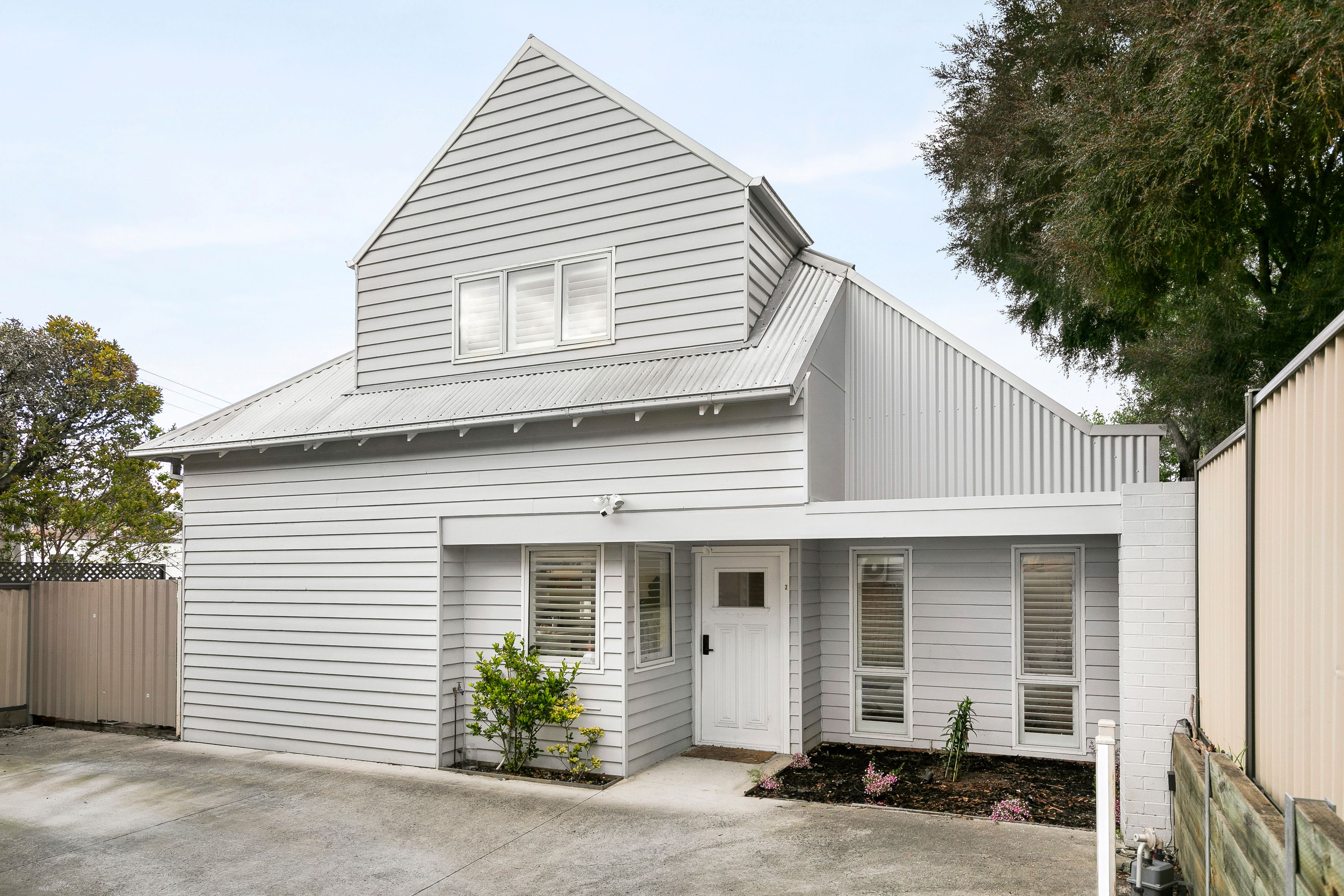 2/379 Reynard Street — photo from Ray White Glenroy