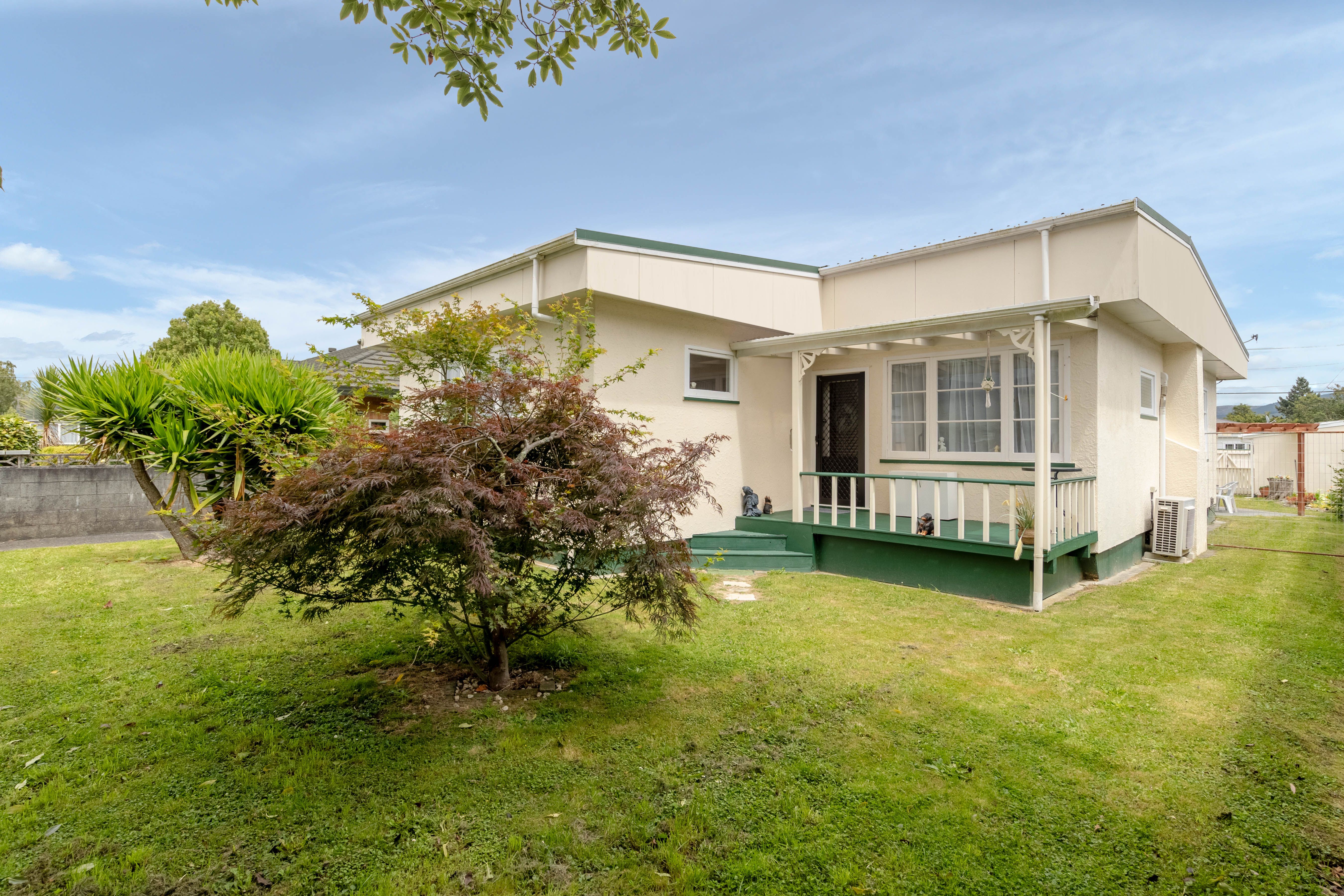 6 Willow Grove, Ebdentown, Upper Hutt City
