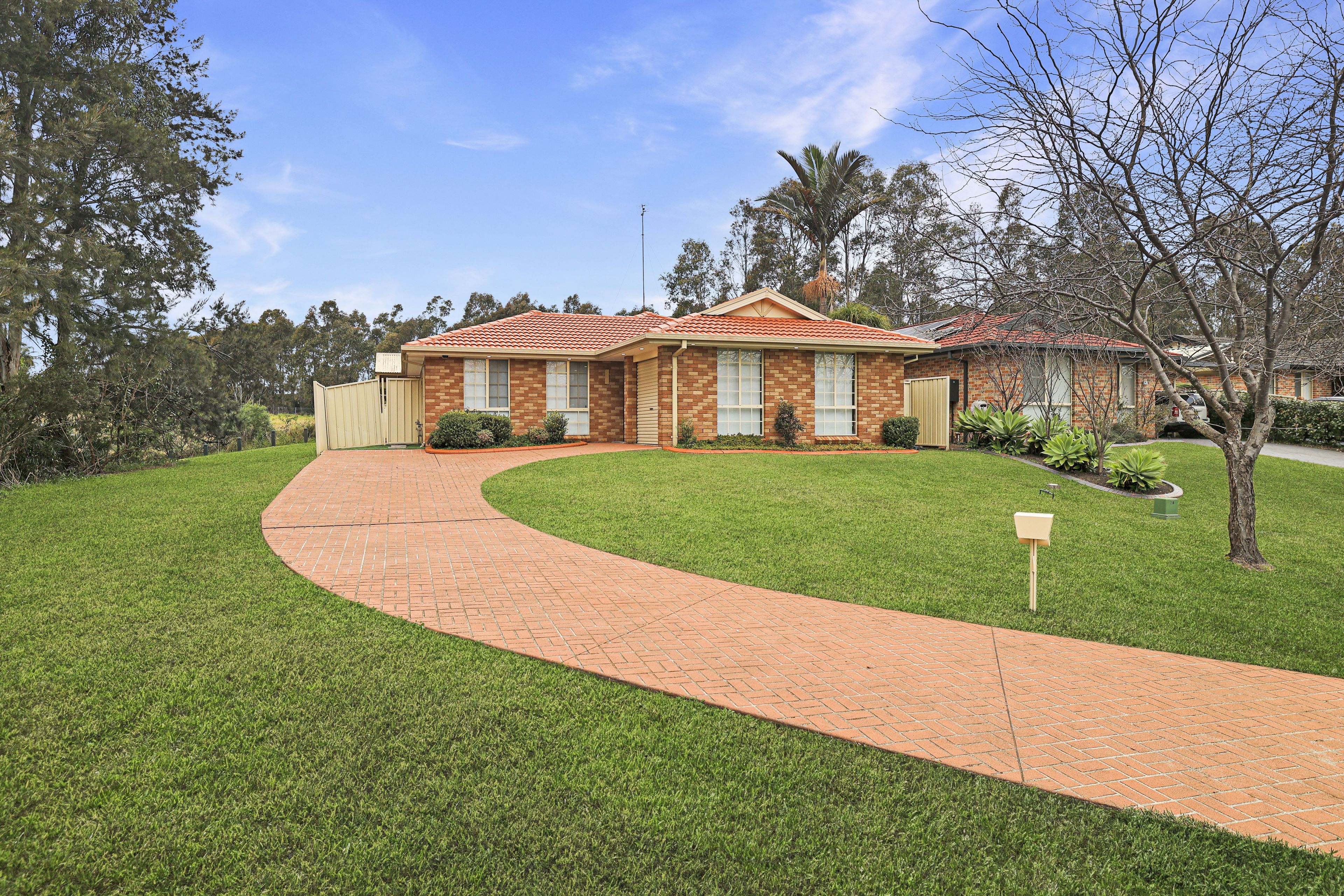 12 Inglis Court, Harrington Park, NSW 2567 Leased House Ray White
